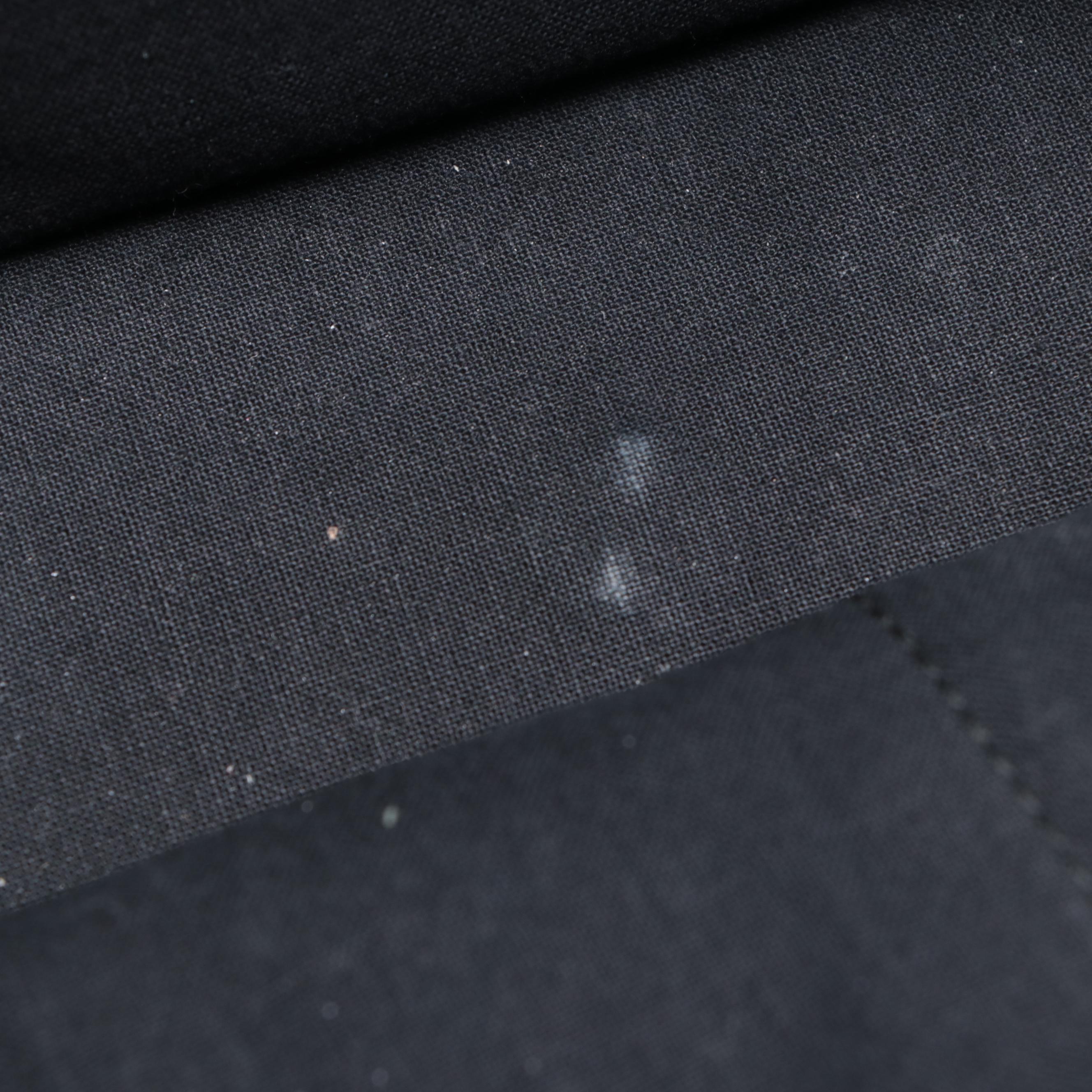 Yves Saint Laurent Chyc Cabas Medium Tote in Leather