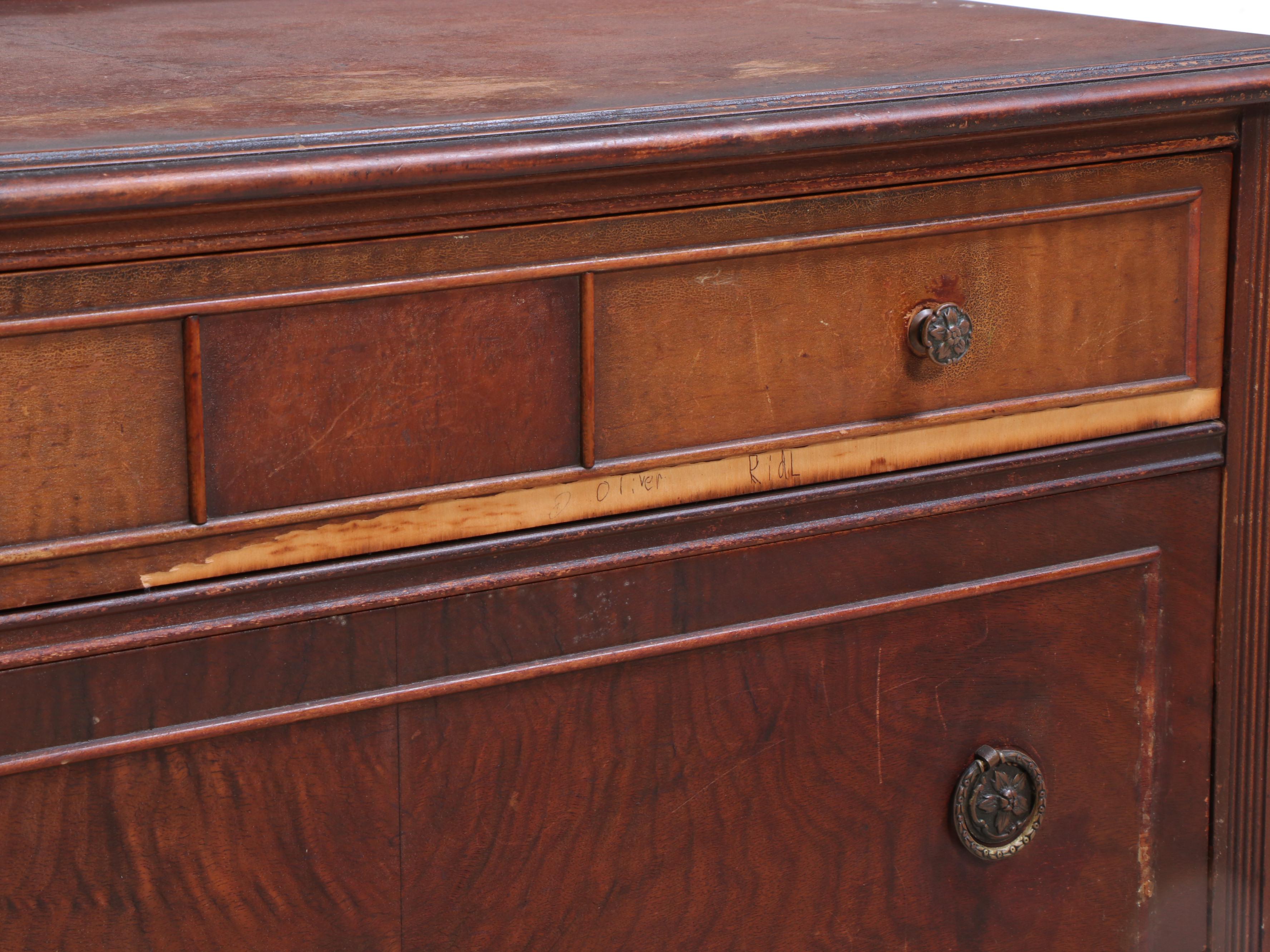 Louis XV Style Walnut Dresser with Mirror, Early to Mid 20th Century