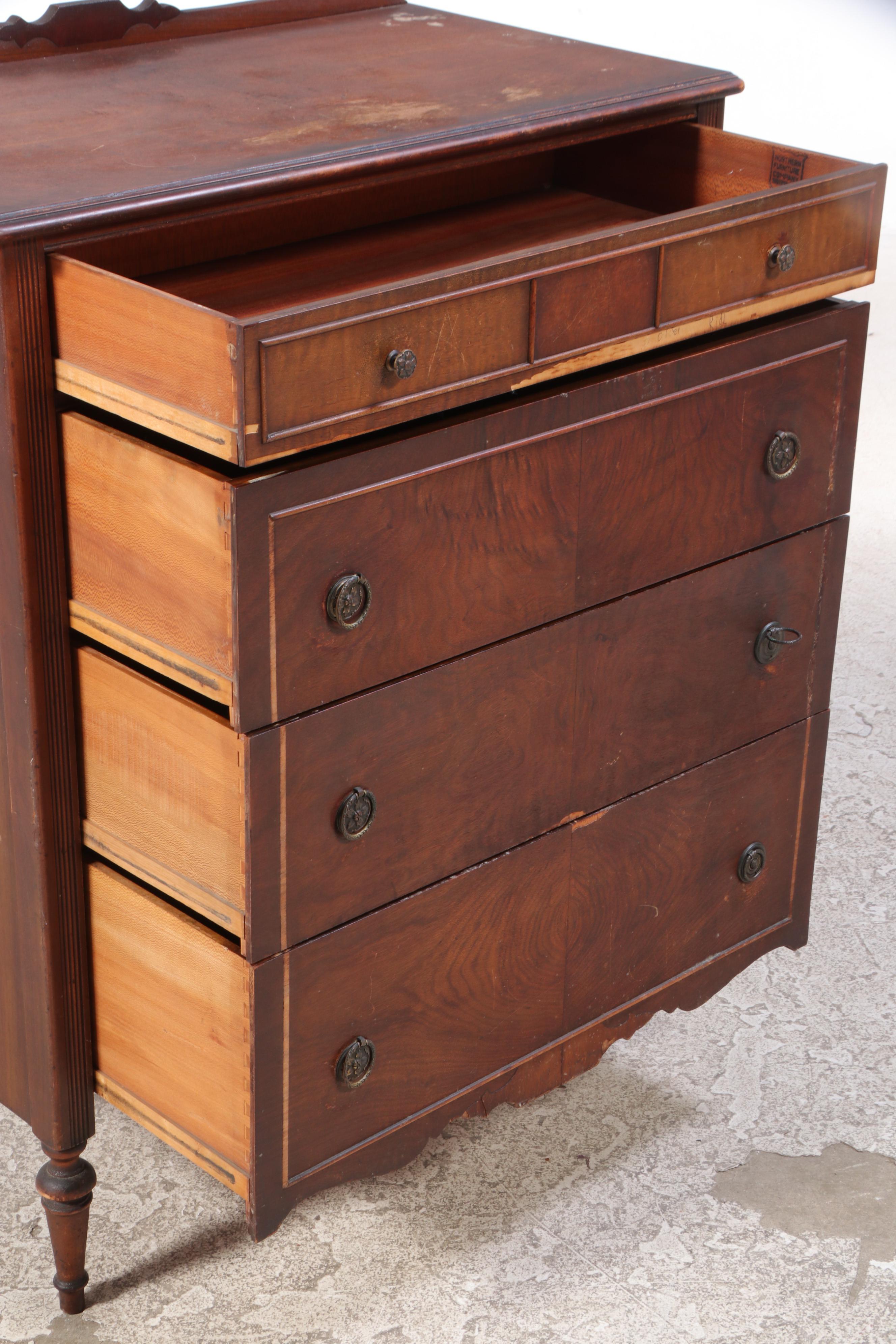 Louis XV Style Walnut Dresser with Mirror, Early to Mid 20th Century