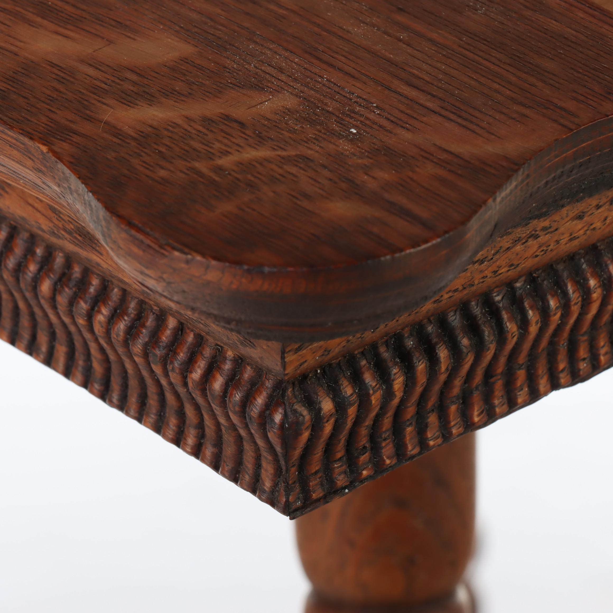 Late Victorian Quartersawn Oak Two-Tier Side Table, circa 1900
