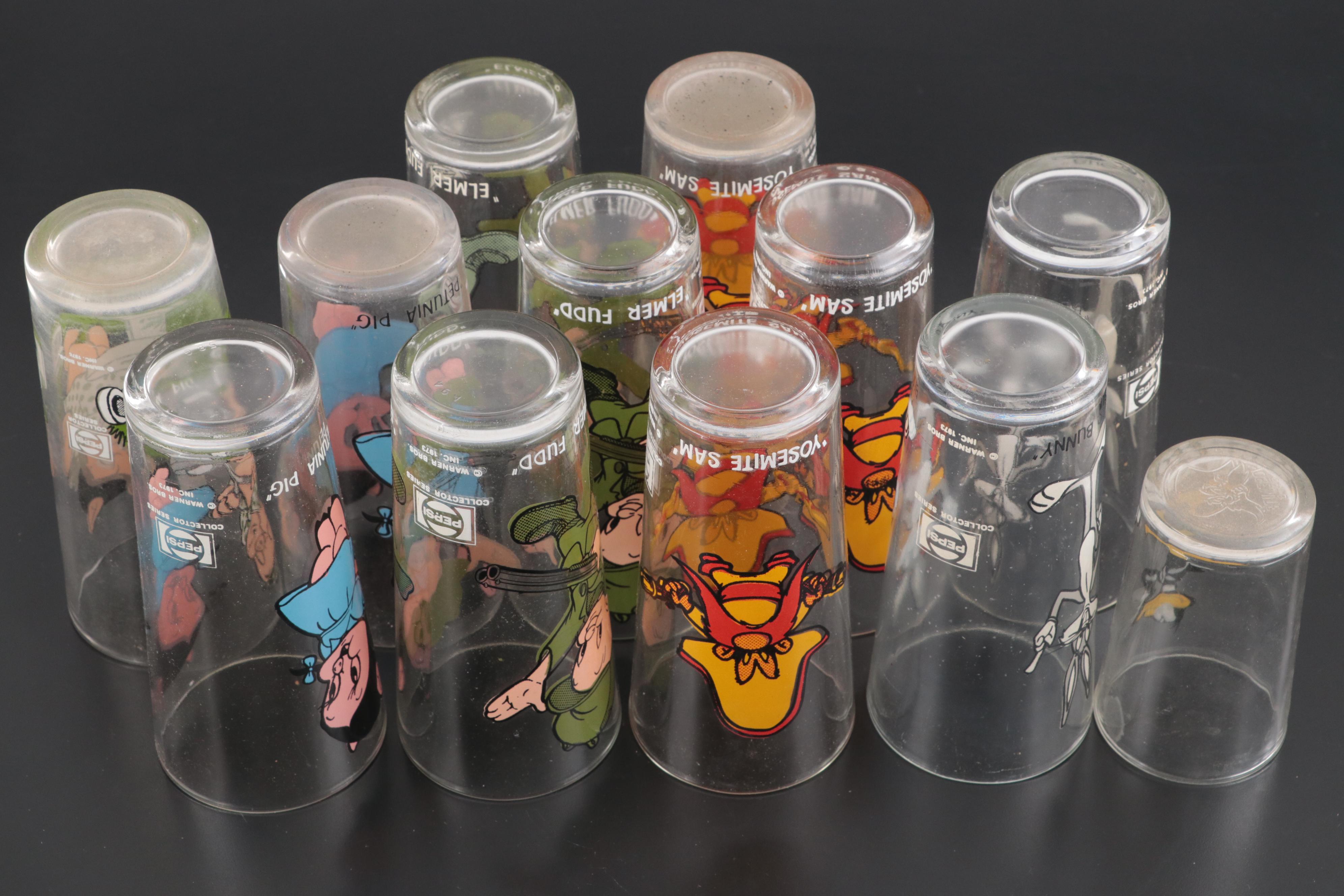 Pepsi Collector Series Looney Tunes Glasses with Walt Disney Pluto Mug