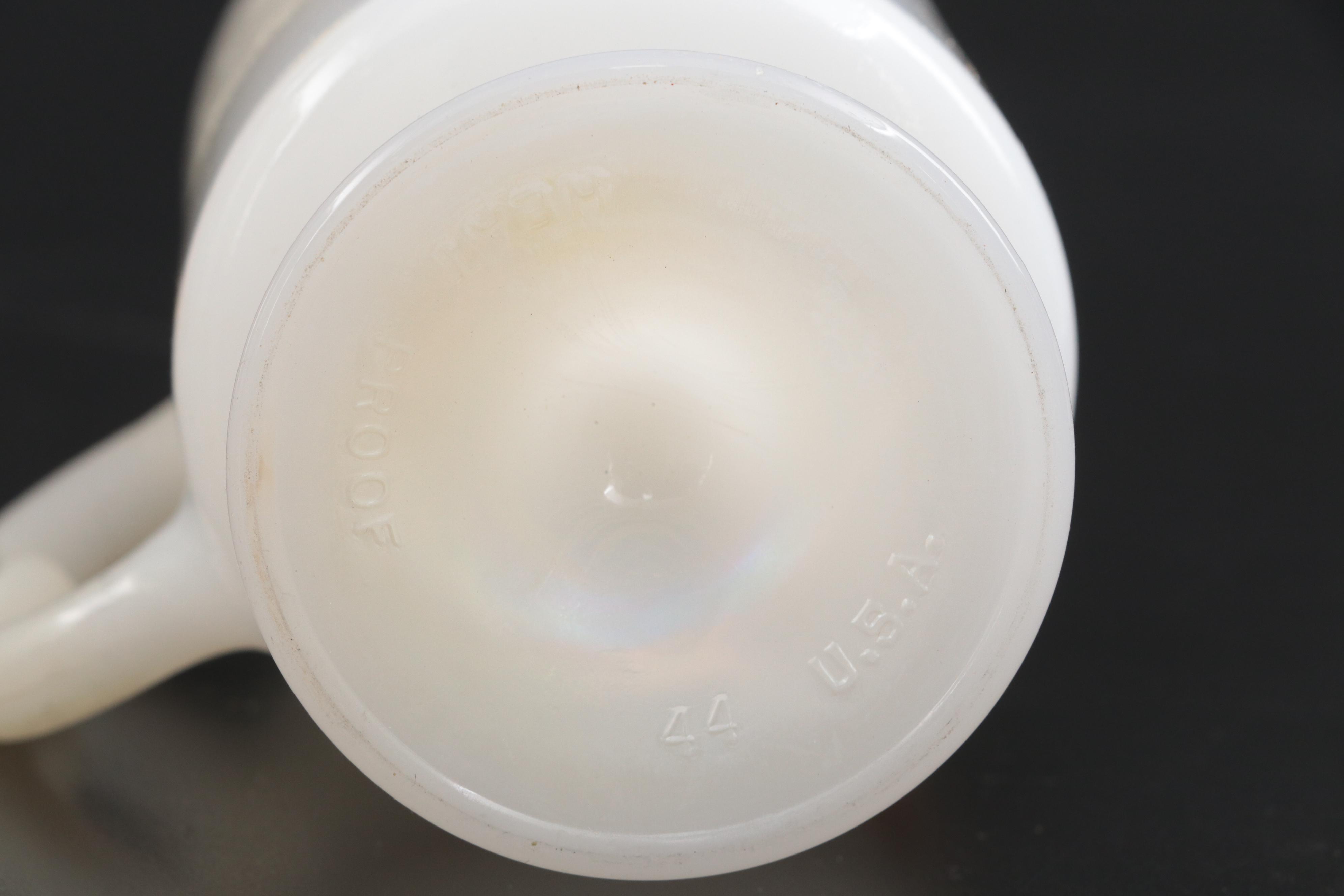 Pepsi Collector Series Looney Tunes Glasses with Walt Disney Pluto Mug