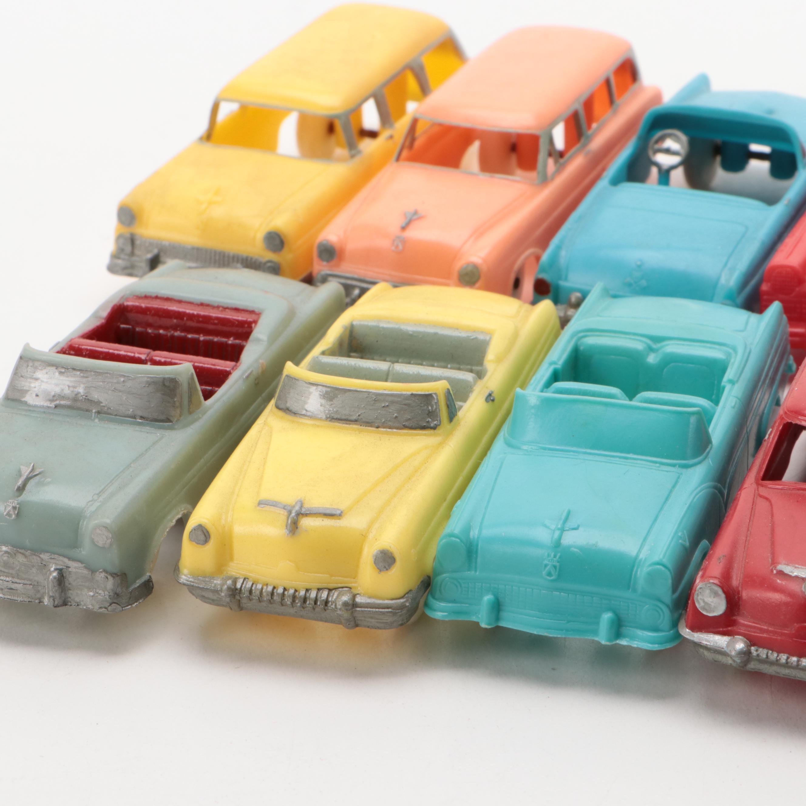 Japanese O Gauge Model Streetcars with Other Model Trolleys, Trucks and Cars