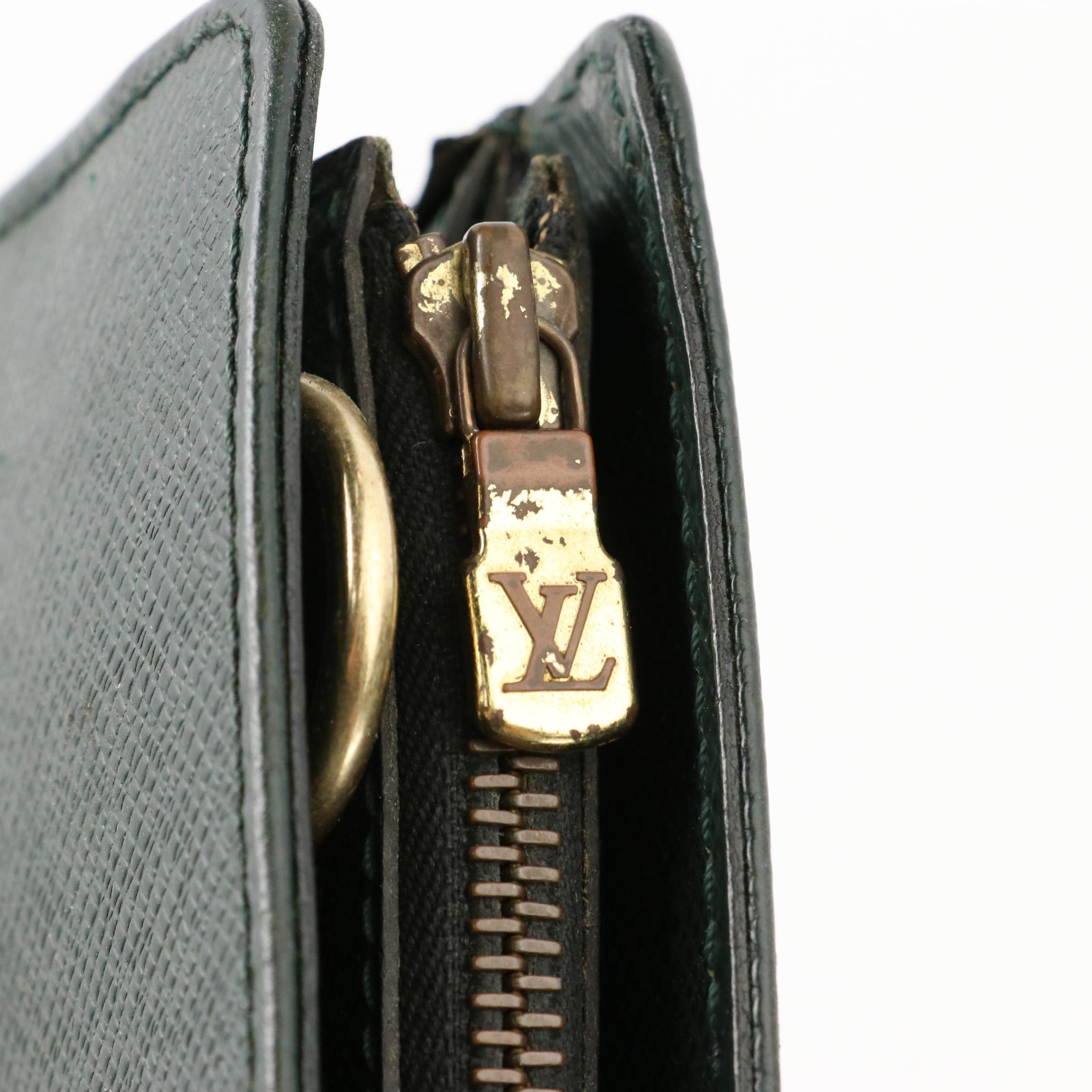 Louis Vuitton Lozan Briefcase in Épicéa Green Taïga Leather