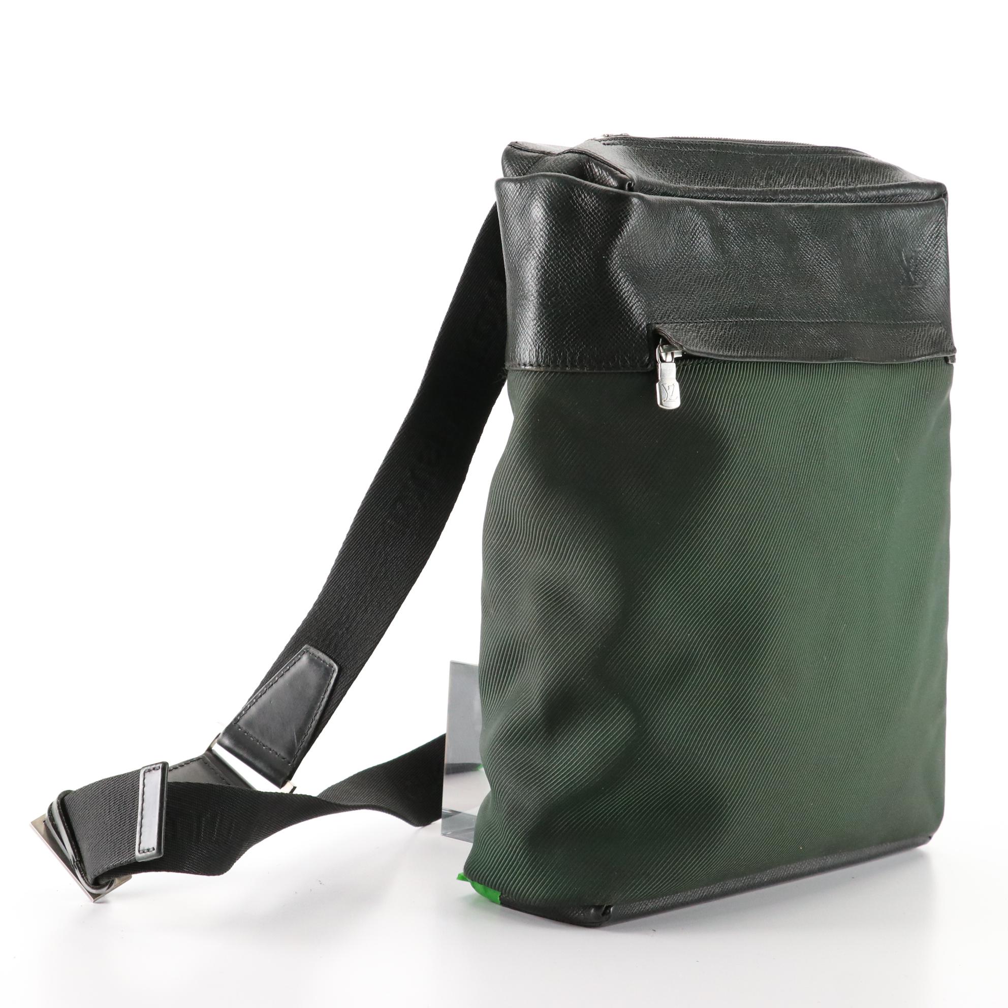 Louis Vuitton Sayan Messenger Bag in Épicéa Green Nylon and Black Taïga Leather