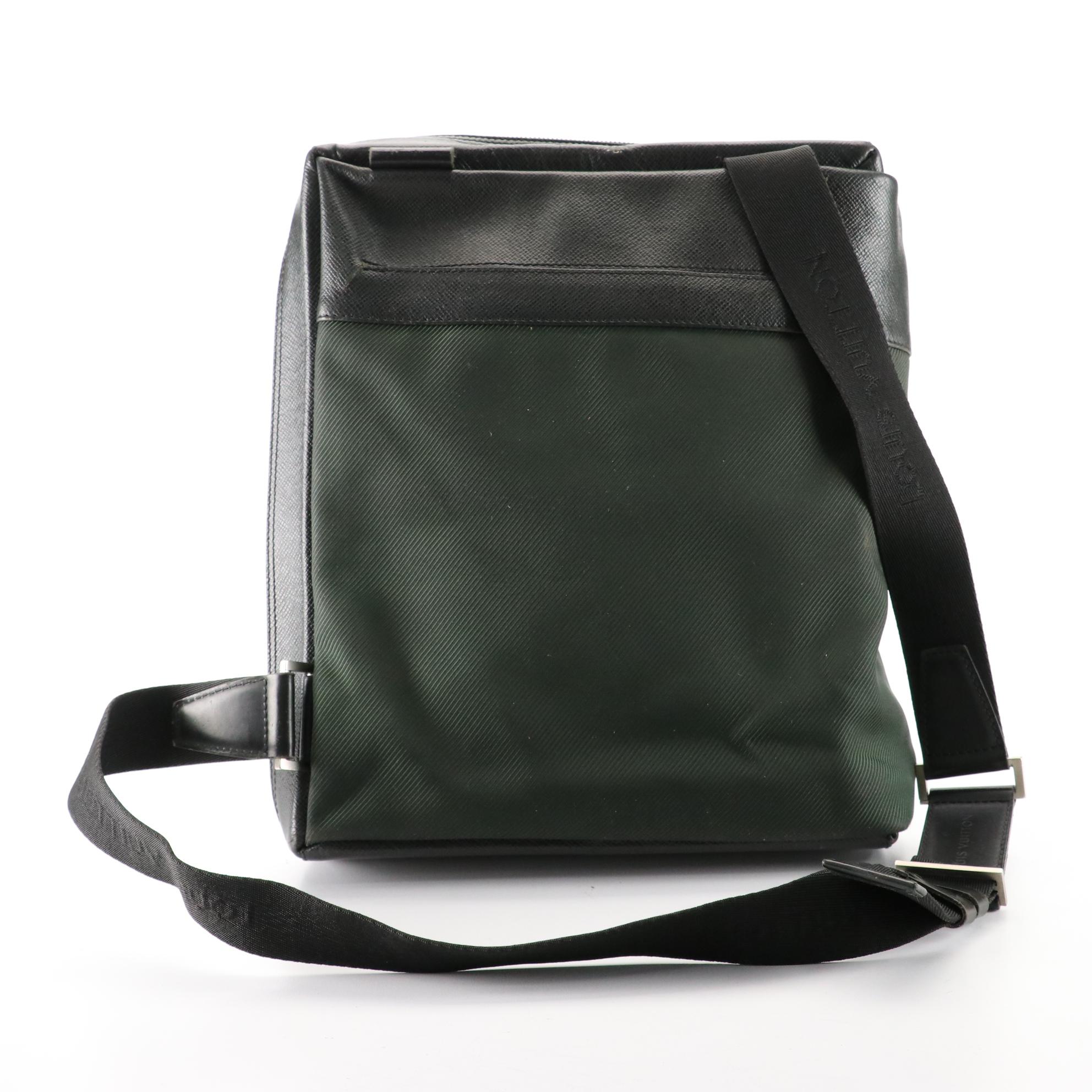 Louis Vuitton Sayan Messenger Bag in Épicéa Green Nylon and Black Taïga Leather