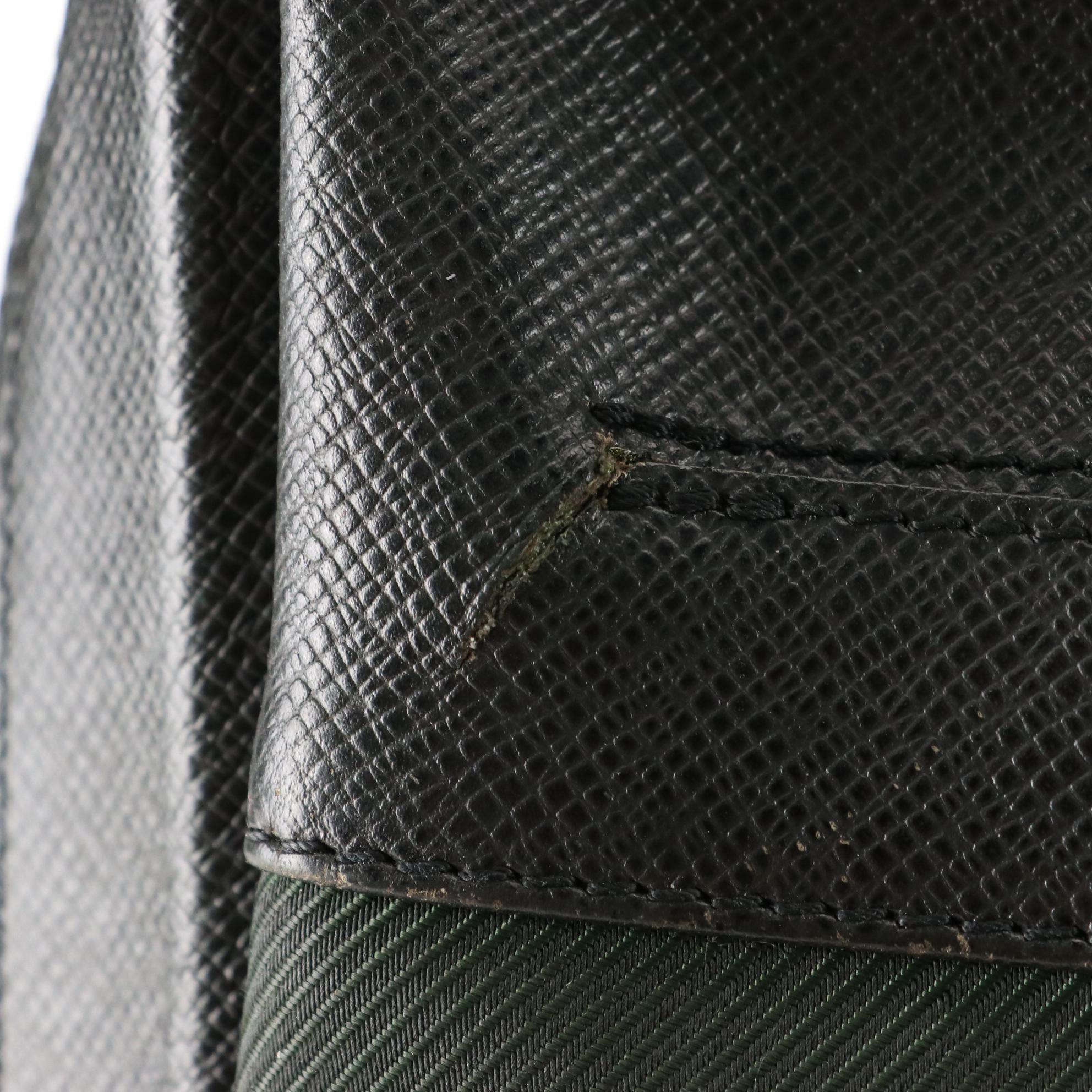Louis Vuitton Sayan Messenger Bag in Épicéa Green Nylon and Black Taïga Leather