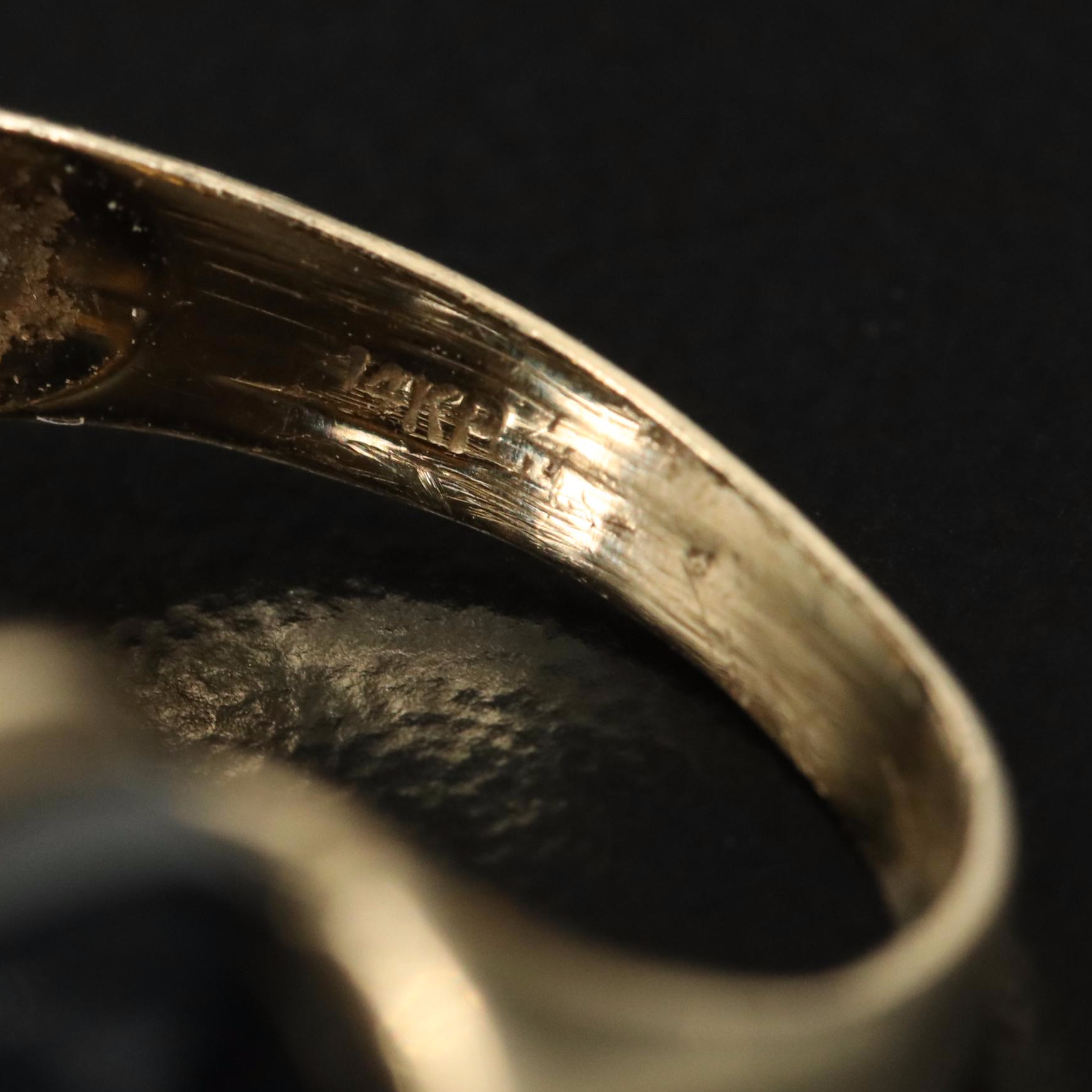 Vintage 14K Black Onyx and Mabé Pearl Ring