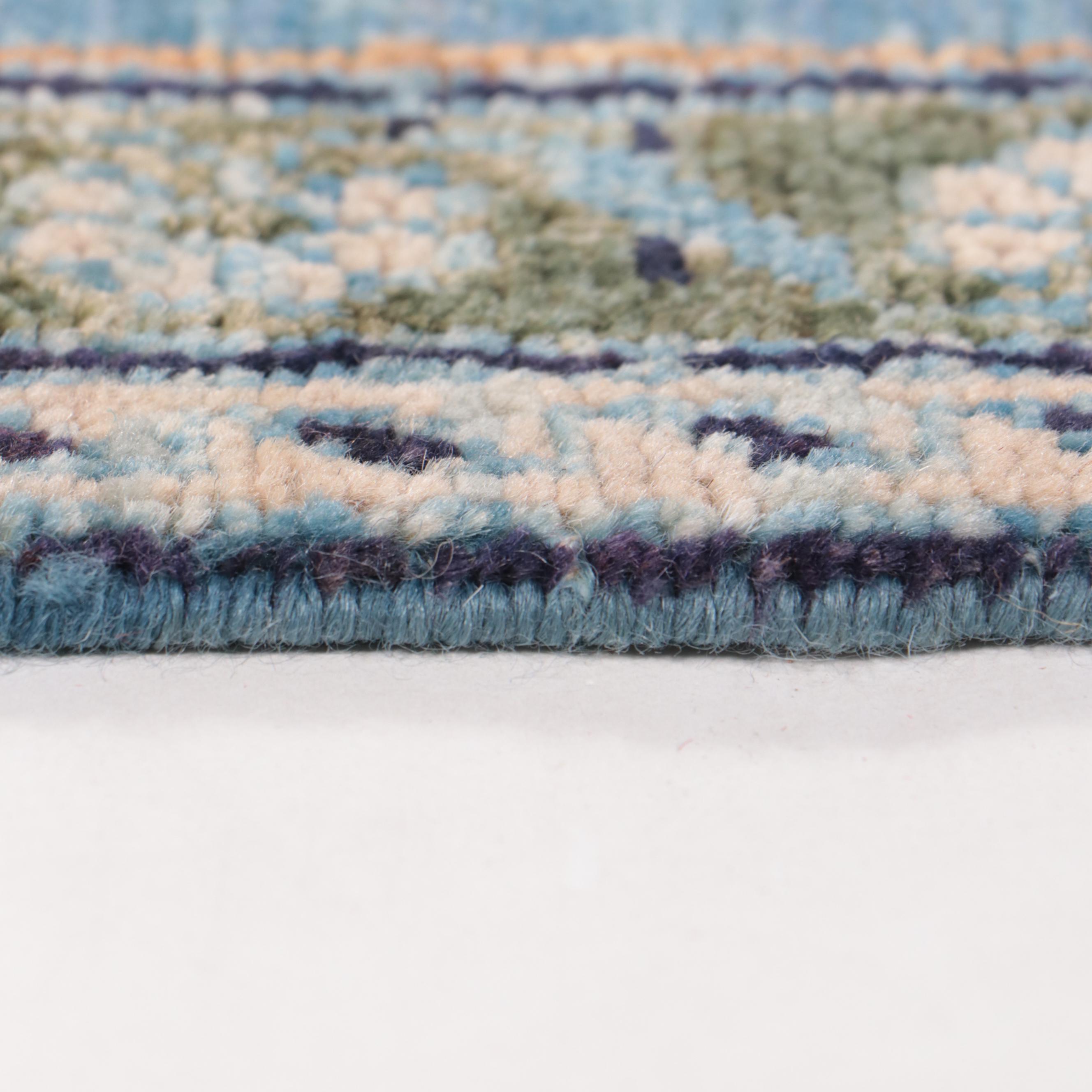 1'10 x 3'8 Hand-Knotted Indo-Persian Accent Rug