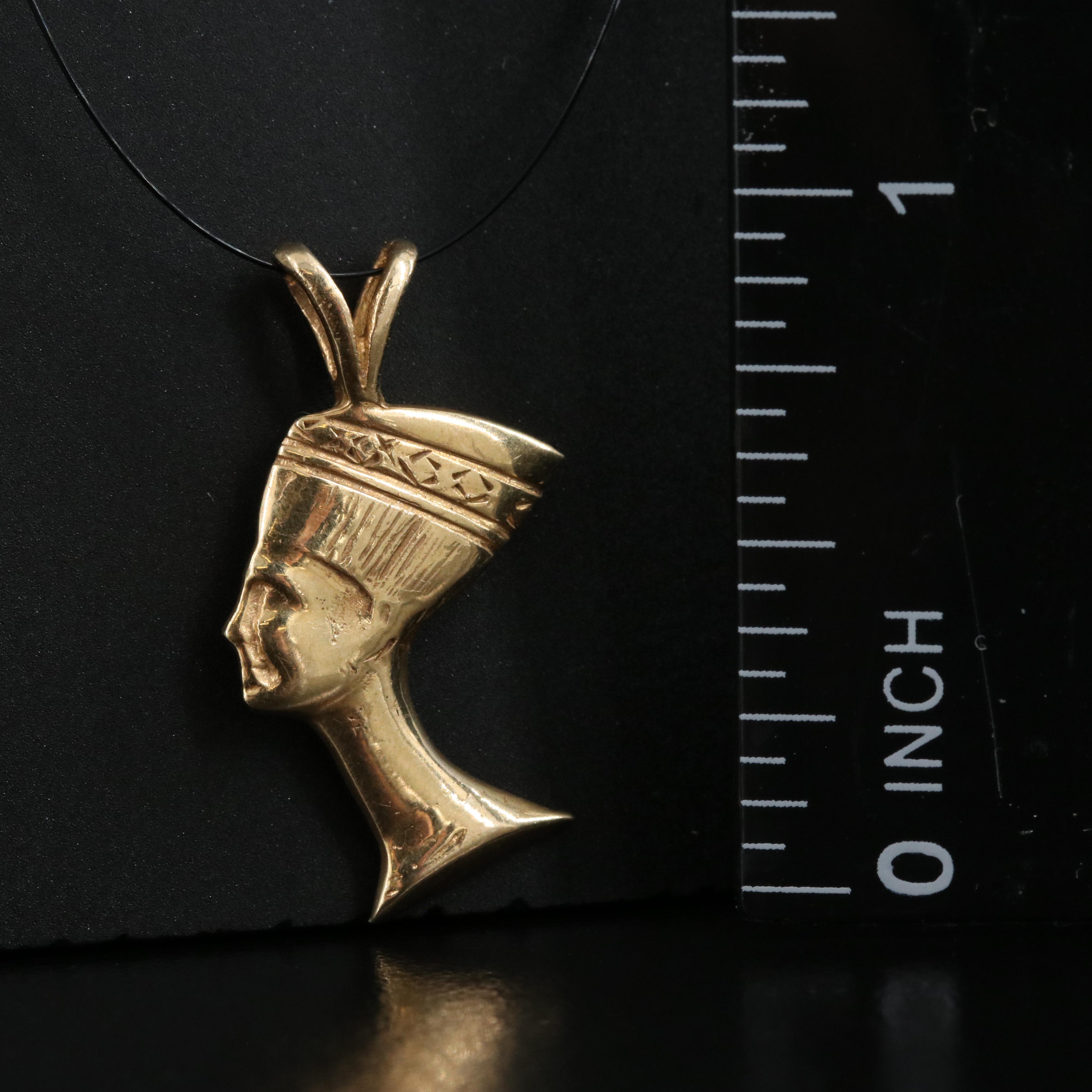 14K Nefertiti Pendant
