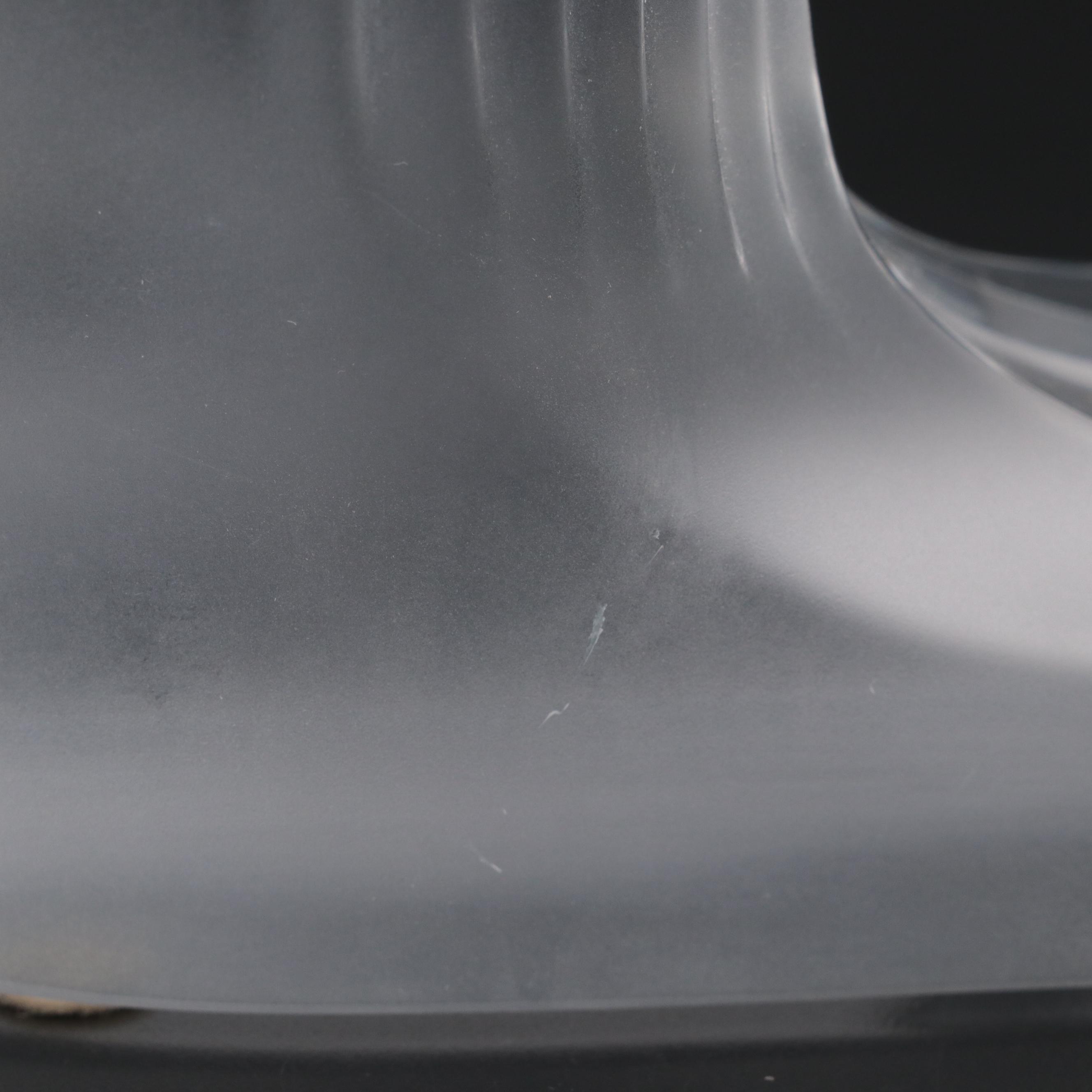 Daum France Pate-de-verre Art Glass Egret Sculpture