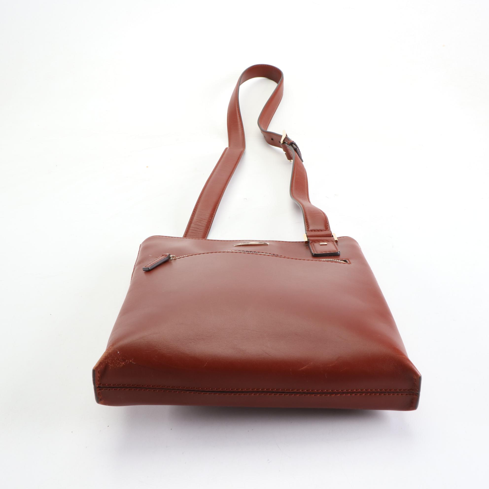 Salvatore Ferragamo Crossbody Bag in Leather