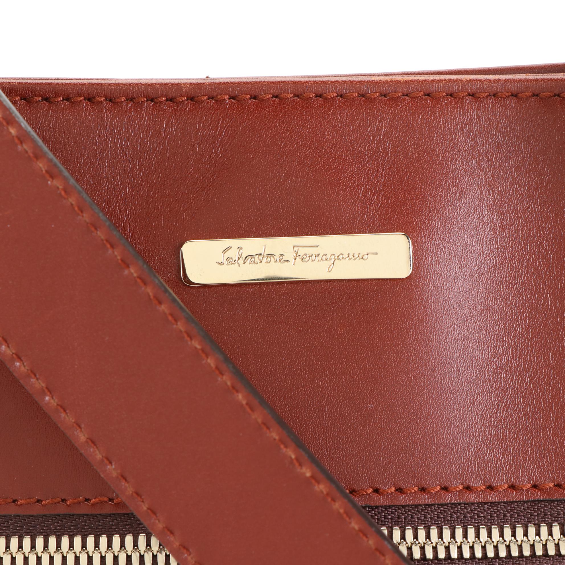 Salvatore Ferragamo Crossbody Bag in Leather