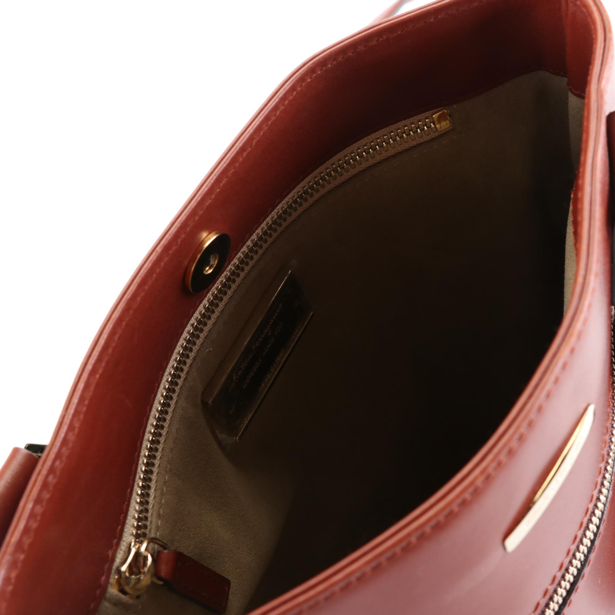 Salvatore Ferragamo Crossbody Bag in Leather