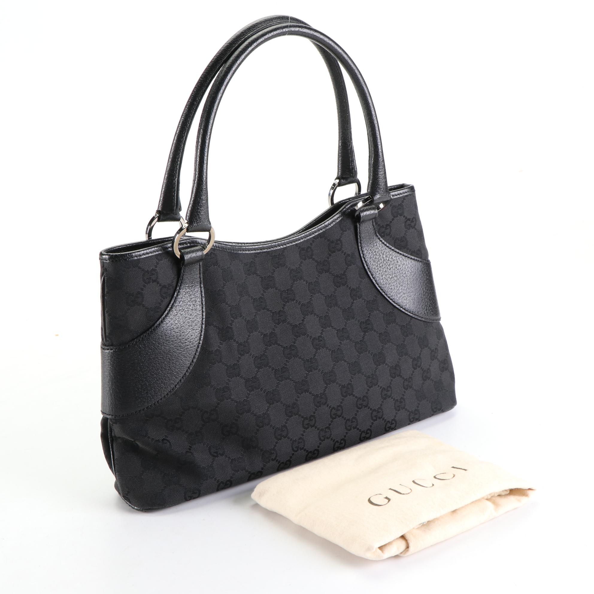 Gucci Shoulder Bag in Black GG Canvas and Cinghiale Leather