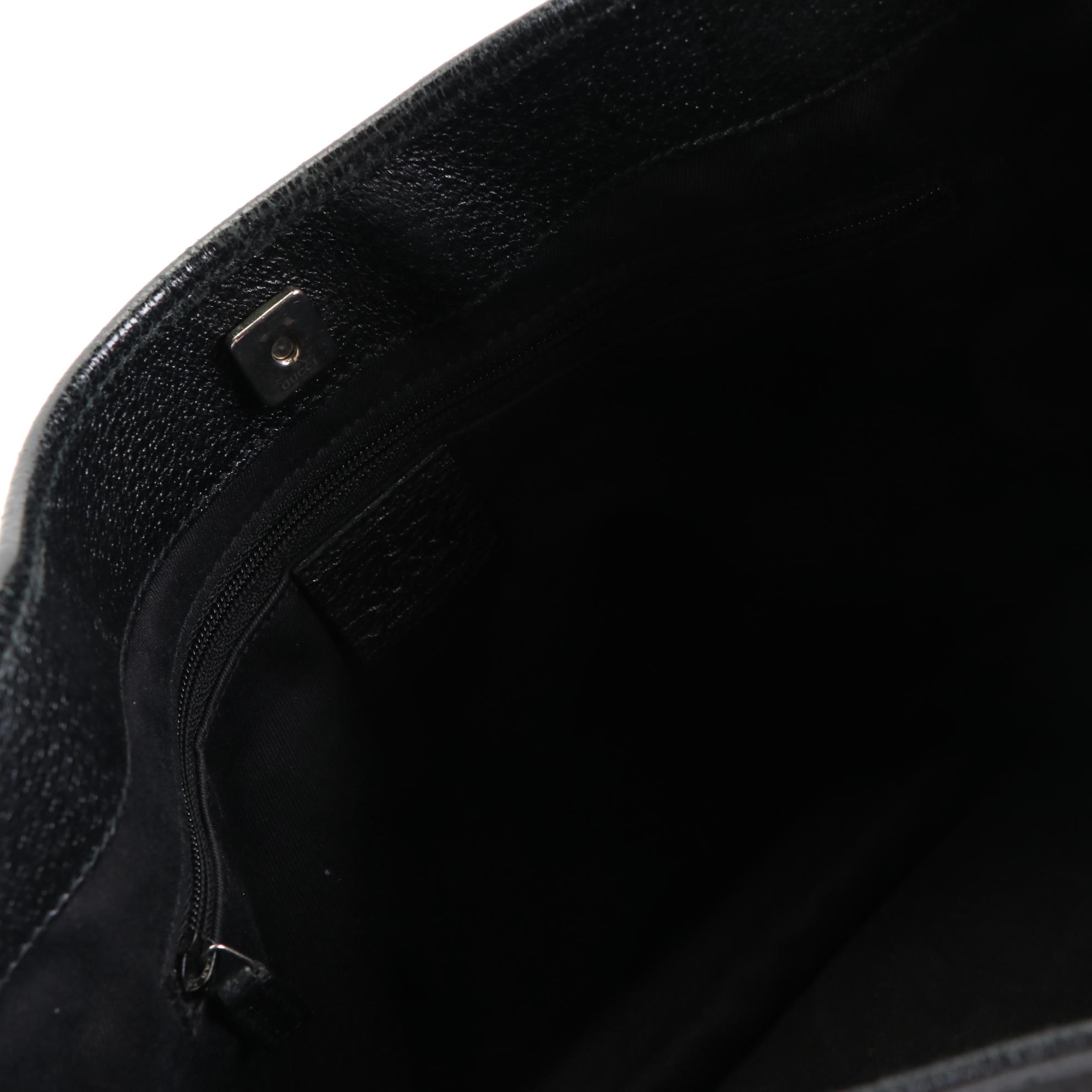 Gucci Shoulder Bag in Black GG Canvas and Cinghiale Leather