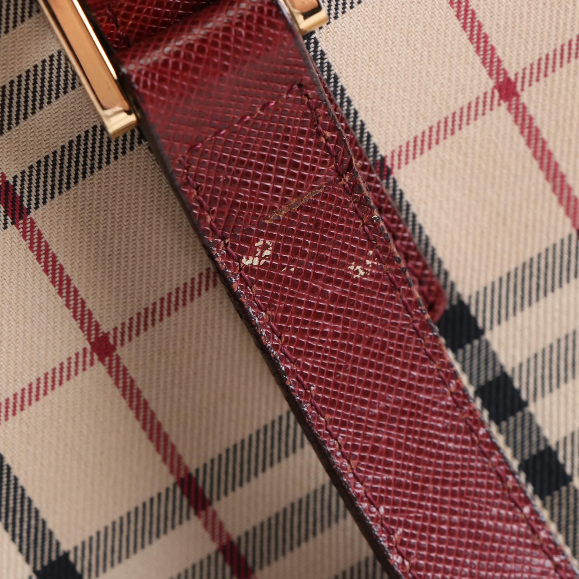 Burberry Tote in House Check Canvas and Crossgrain Leather Trim