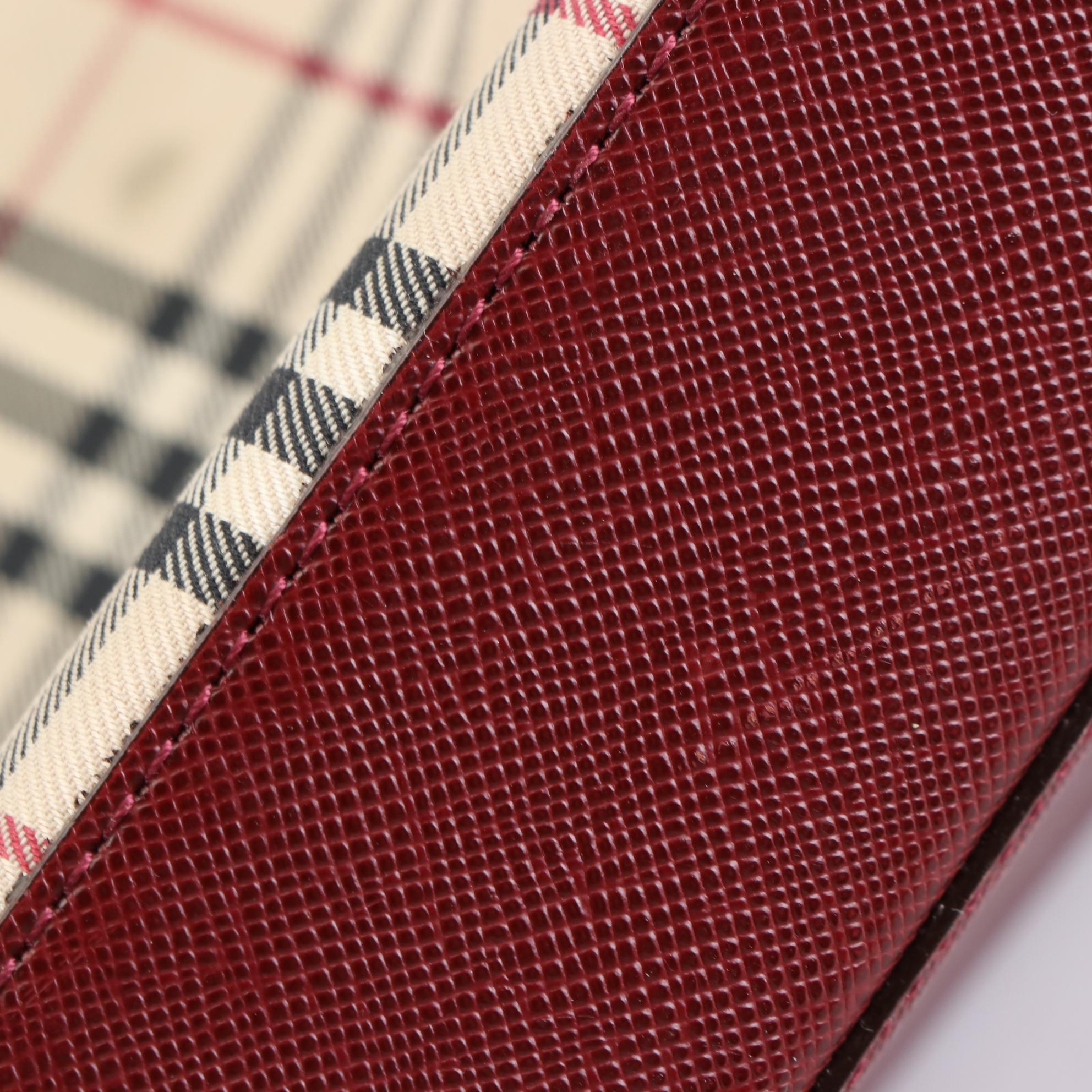 Burberry Tote in House Check Canvas and Crossgrain Leather Trim