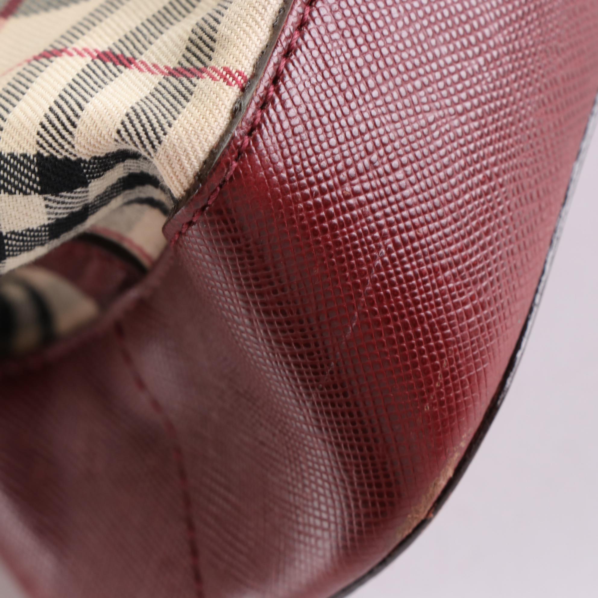 Burberry Tote in House Check Canvas and Crossgrain Leather Trim