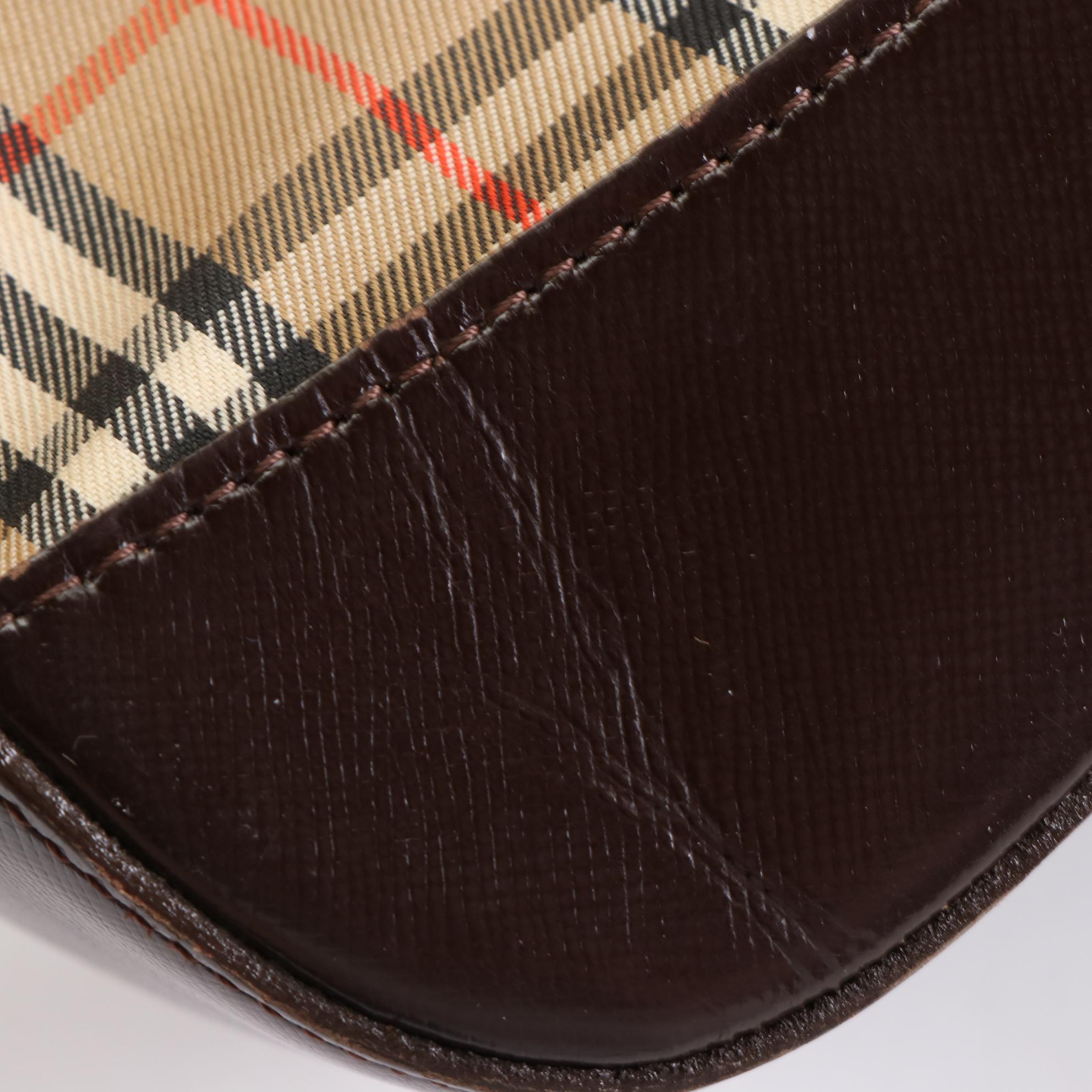 Burberry Tote in Haymarket Check Canvas and Brown Cross Grain Textured Leather