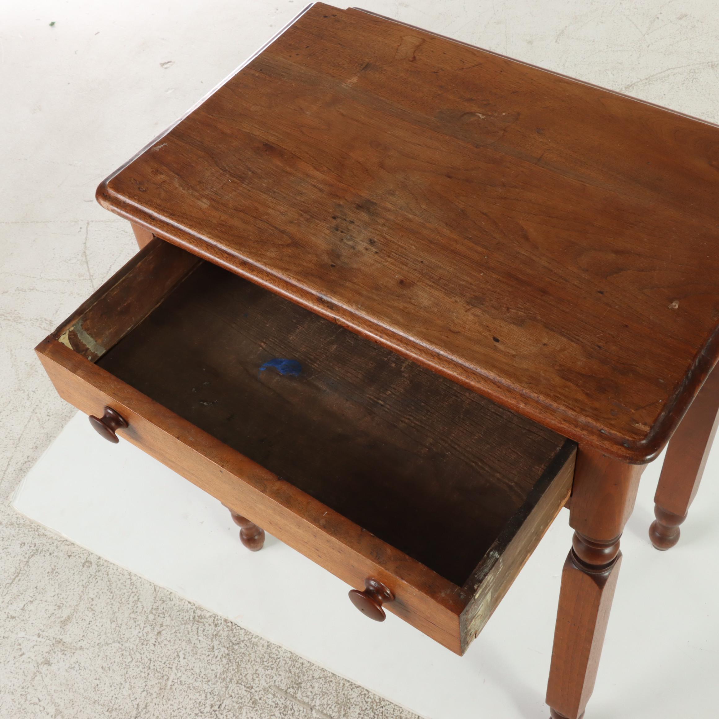 American Primitive Walnut Side Table, 19th Century