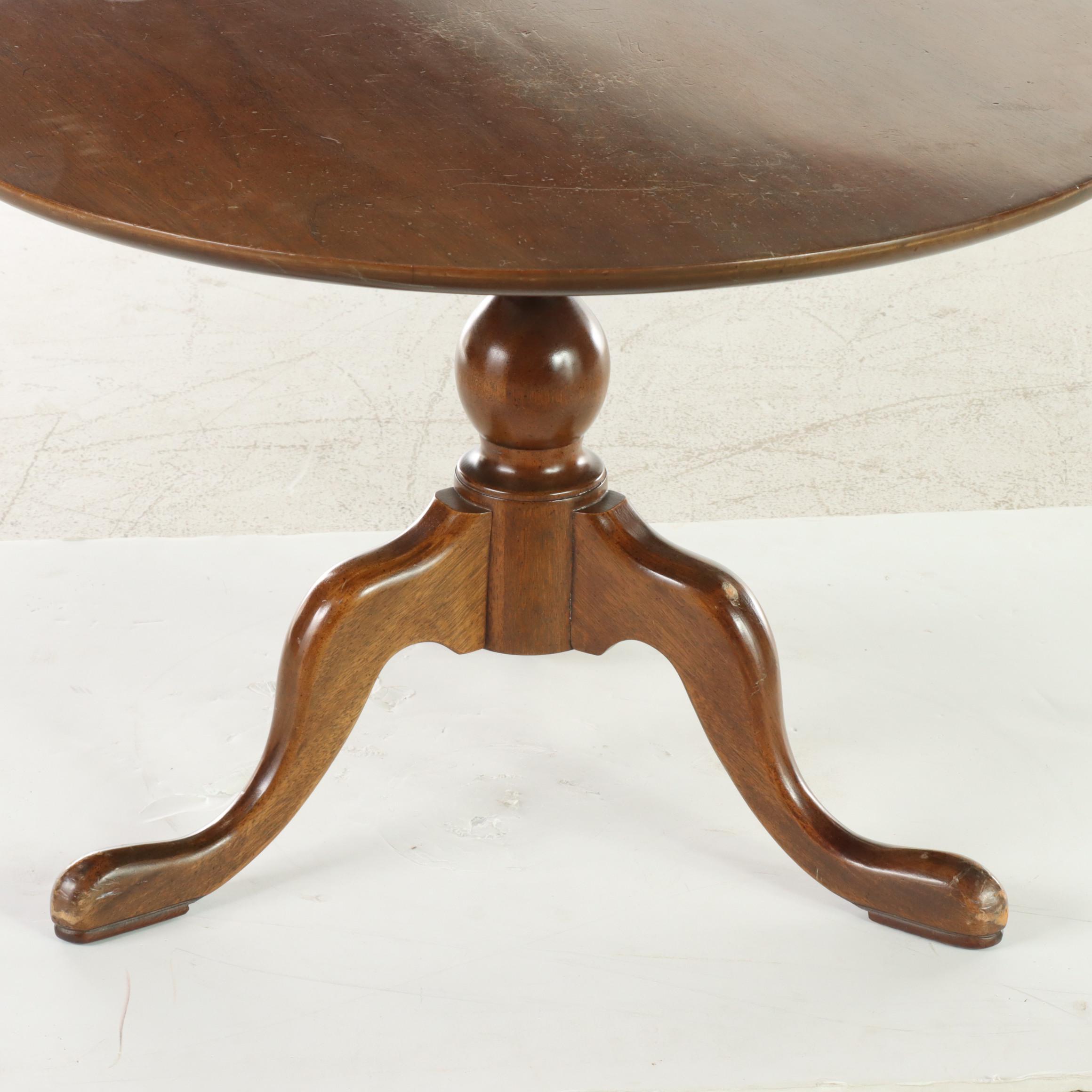Queen Anne Style Mahogany Coffee Table, Mid to Late 20th Century
