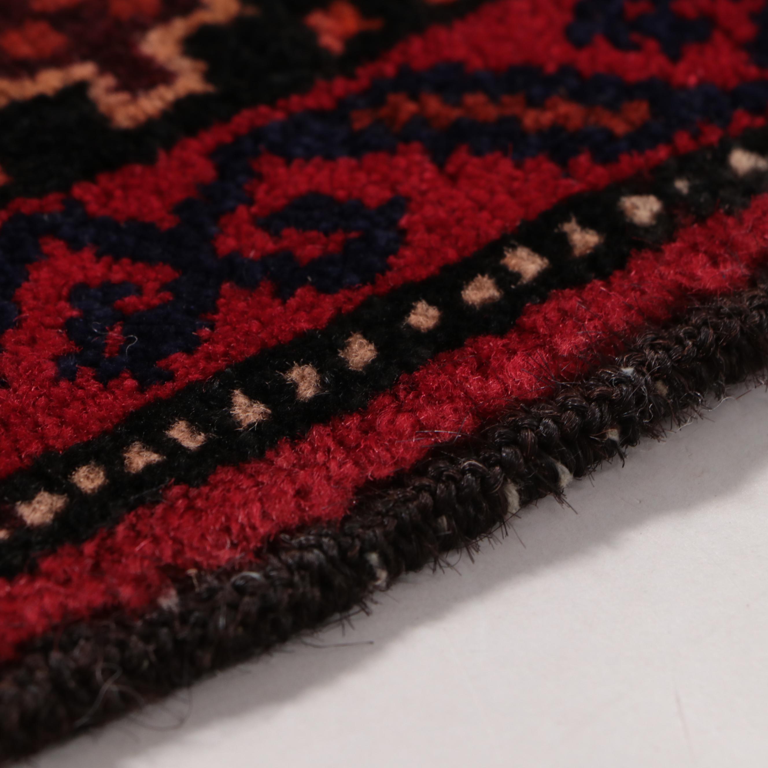 2'11 x 4'11 Hand-Knotted Persian Pictorial Accent Rug