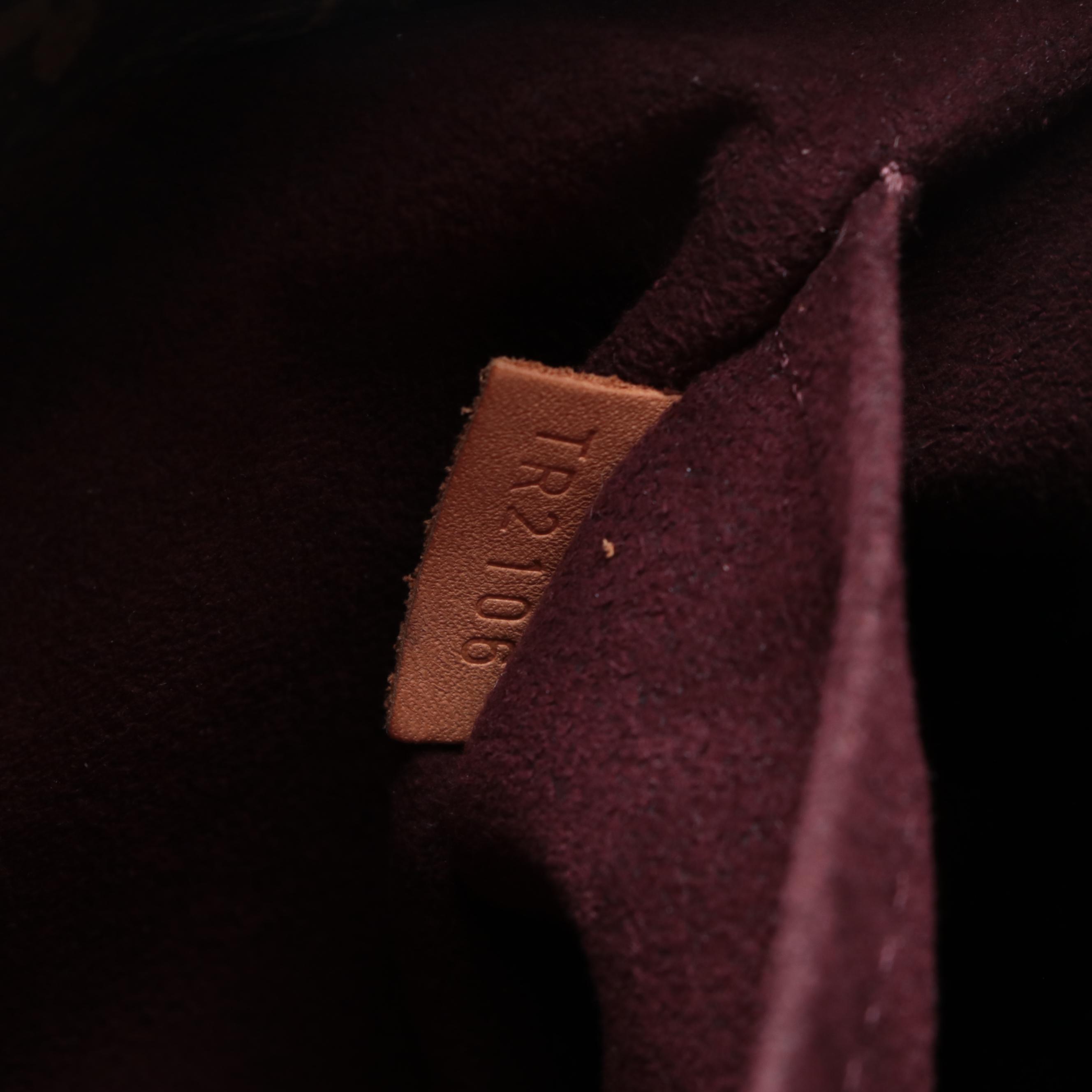 Louis Vuitton Montaigne MM Bag in Monogram Canvas