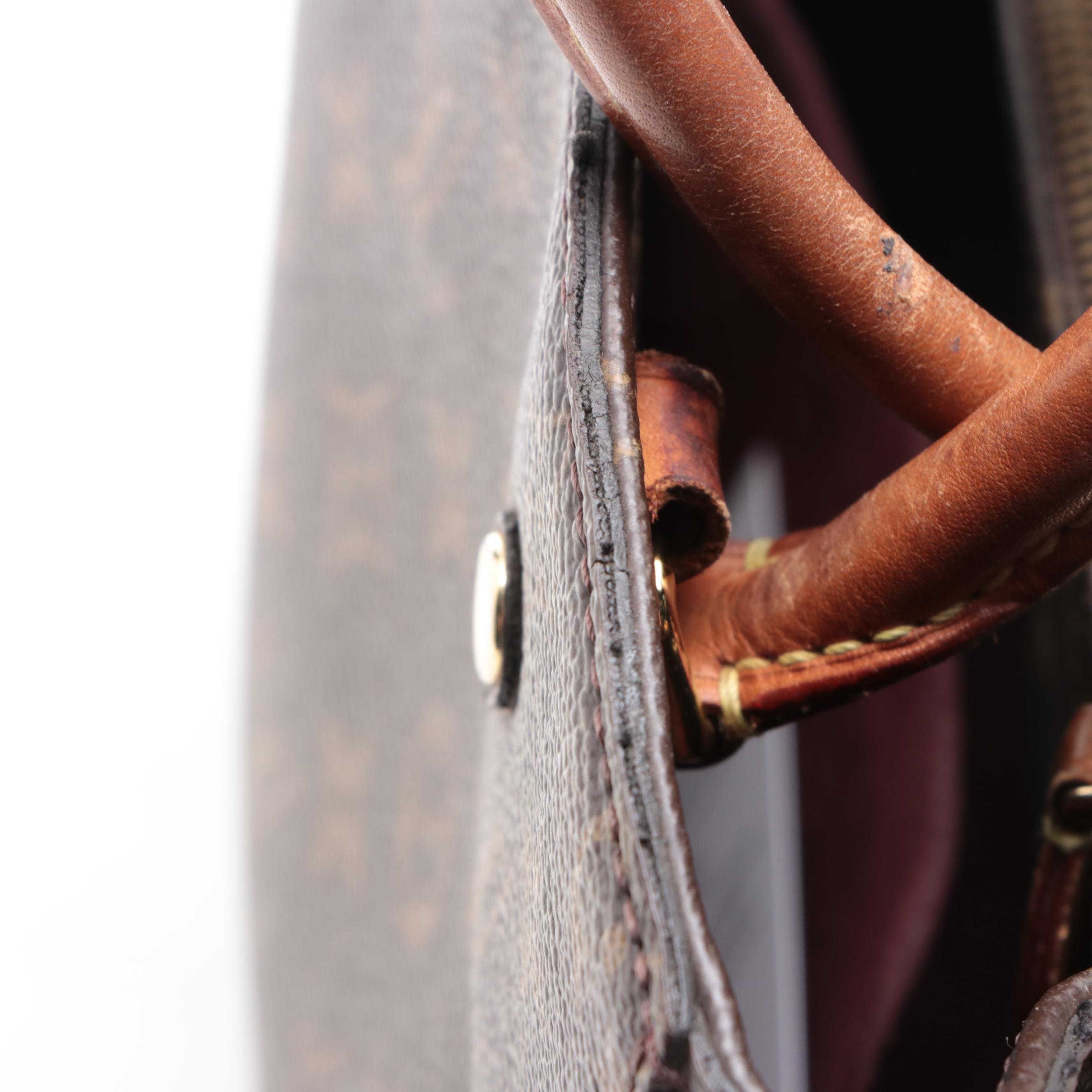 Louis Vuitton Montaigne MM Bag in Monogram Canvas