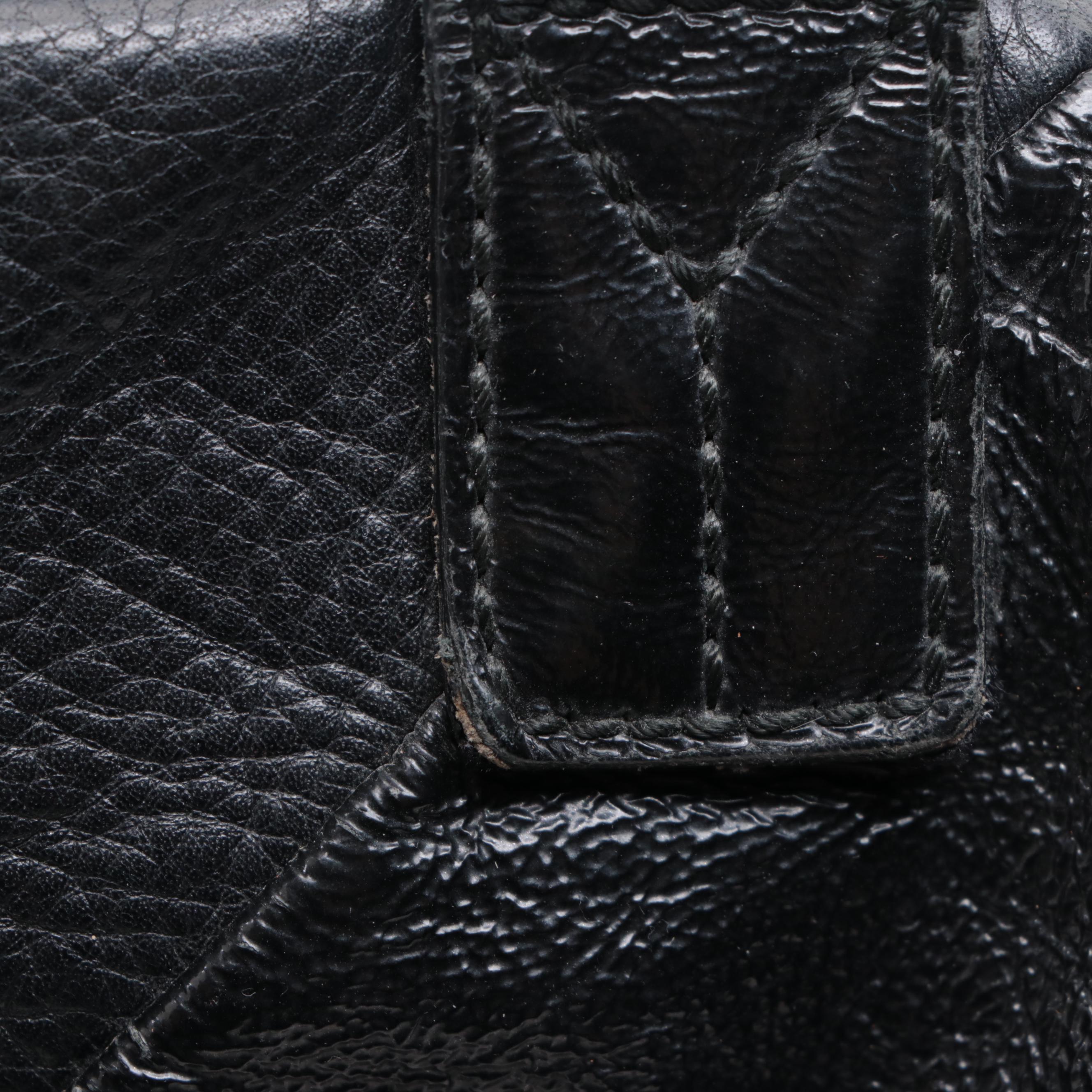 Yves Saint Laurent Easy Y Tote Bag in Black Textured and Patent Leather