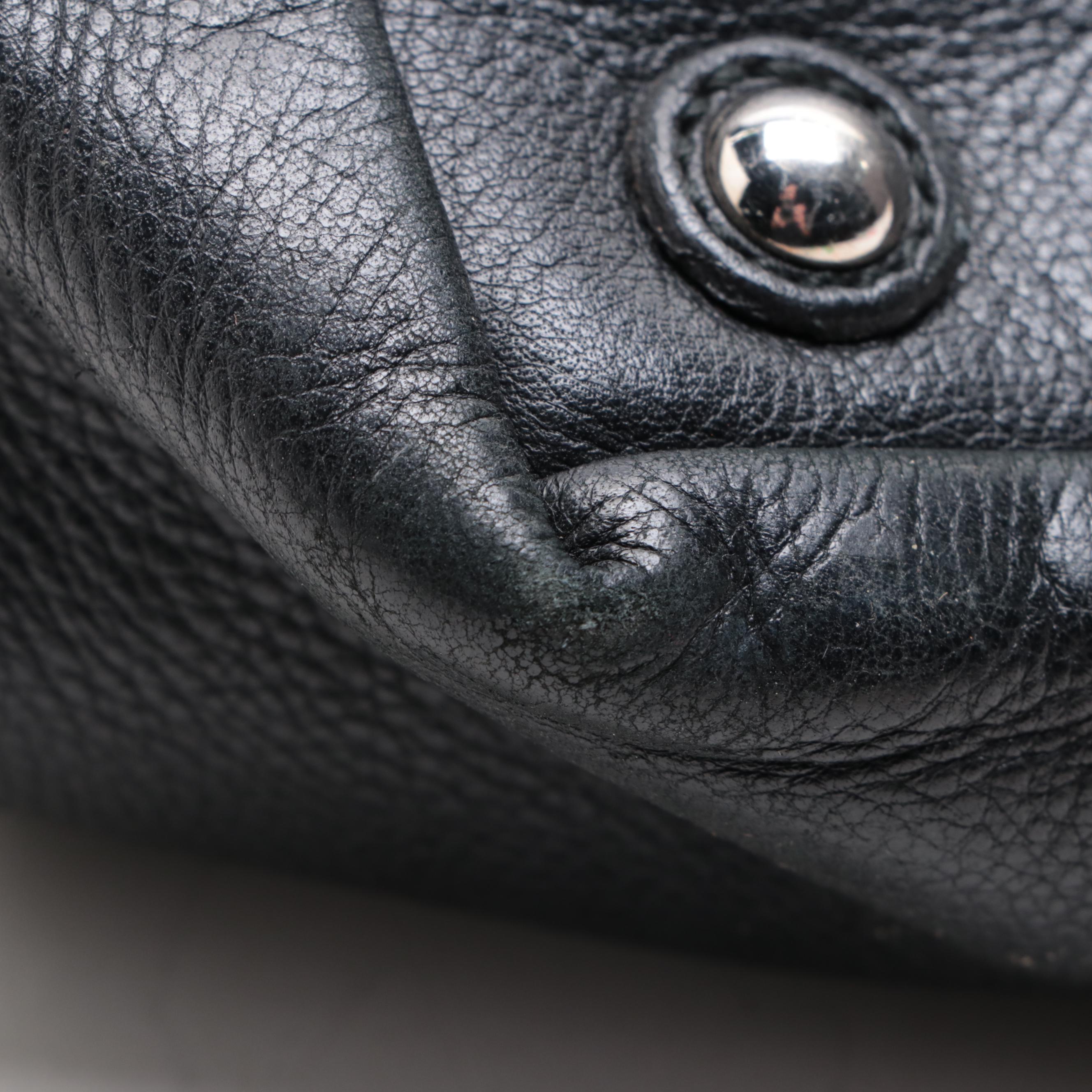 Yves Saint Laurent Easy Y Tote Bag in Black Textured and Patent Leather