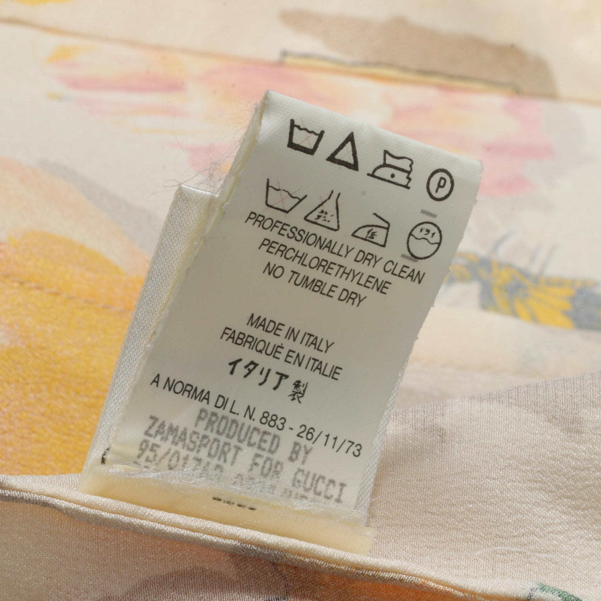 Gucci Cap Sleeve Blouse in Floral and Insect Print Silk