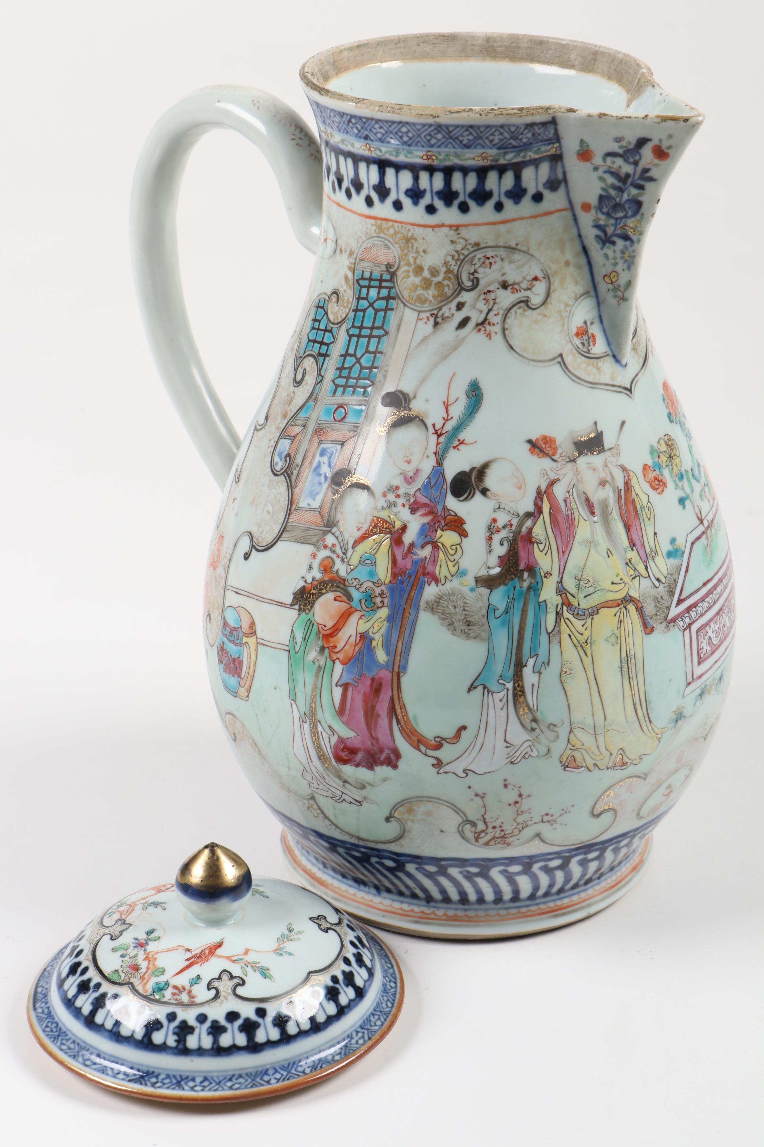 Chinese Export Porcelain Nanking Border Famille Rose Coffee Pot