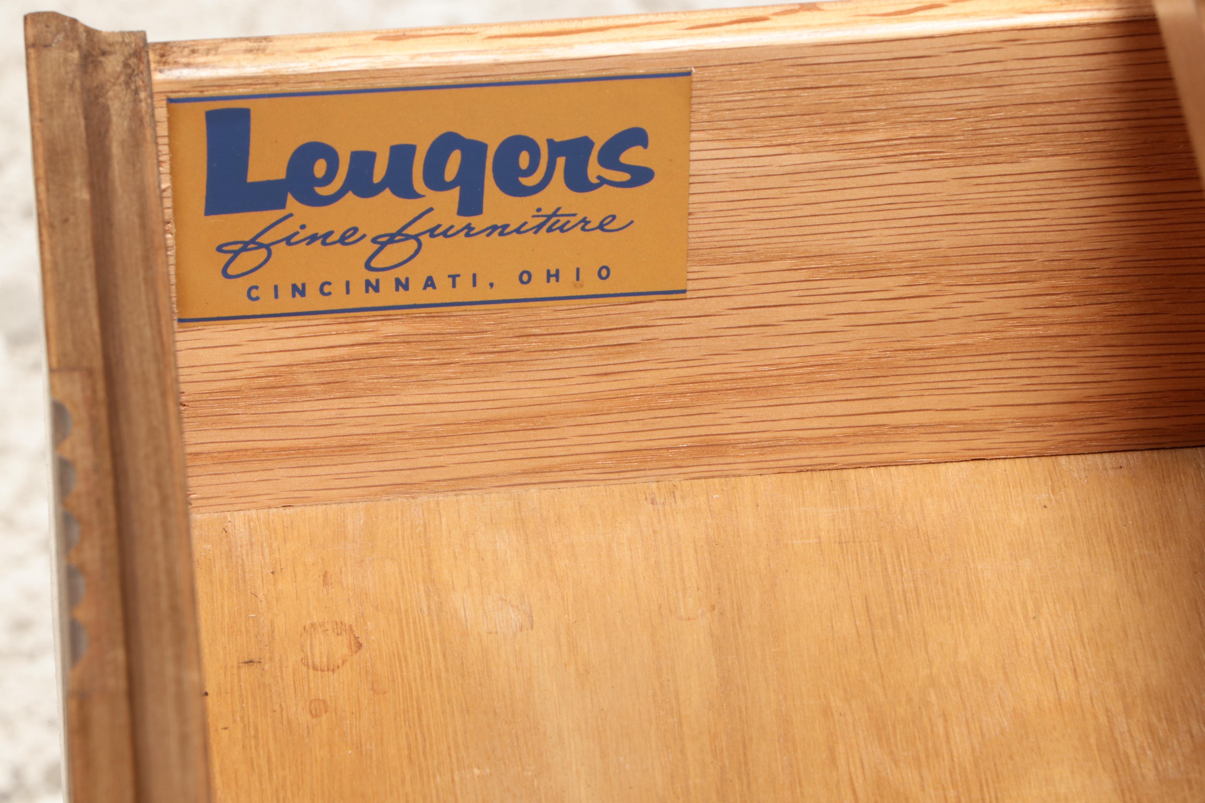 Drexel "Lorenzo" Cherrywood and Maple Side Table. Mid-20th Century