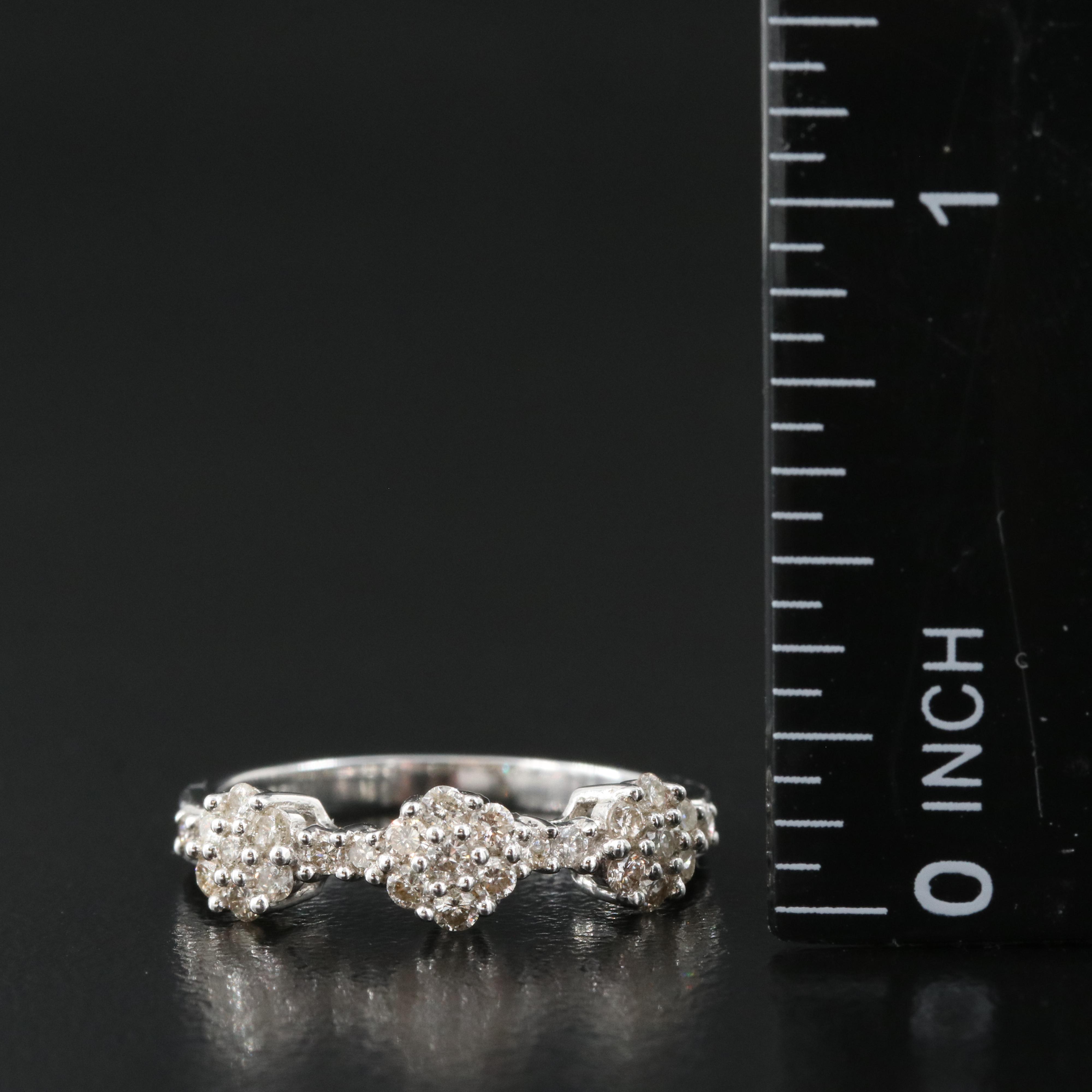 18K 0.50 CTW Diamond Cluster Ring