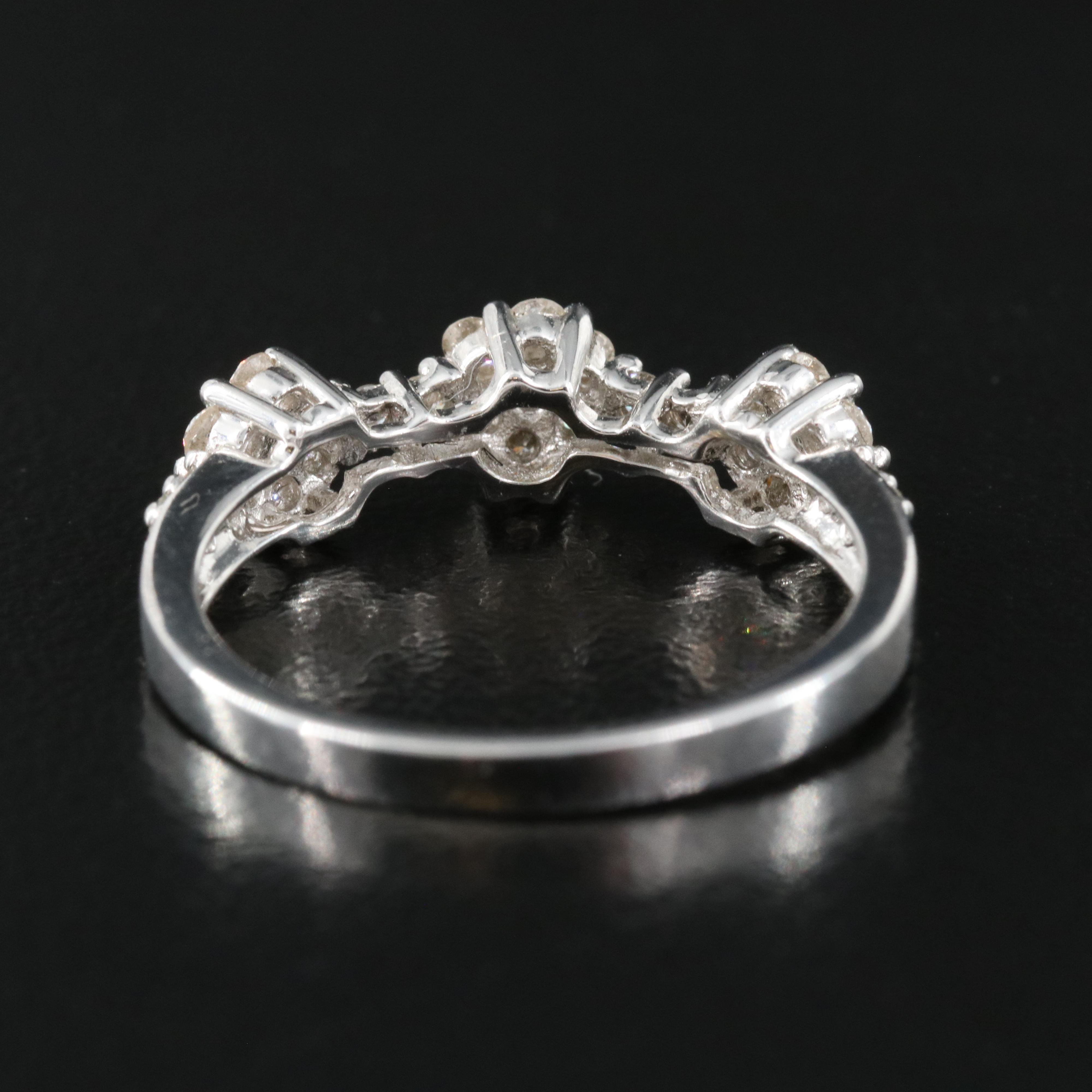 18K 0.50 CTW Diamond Cluster Ring