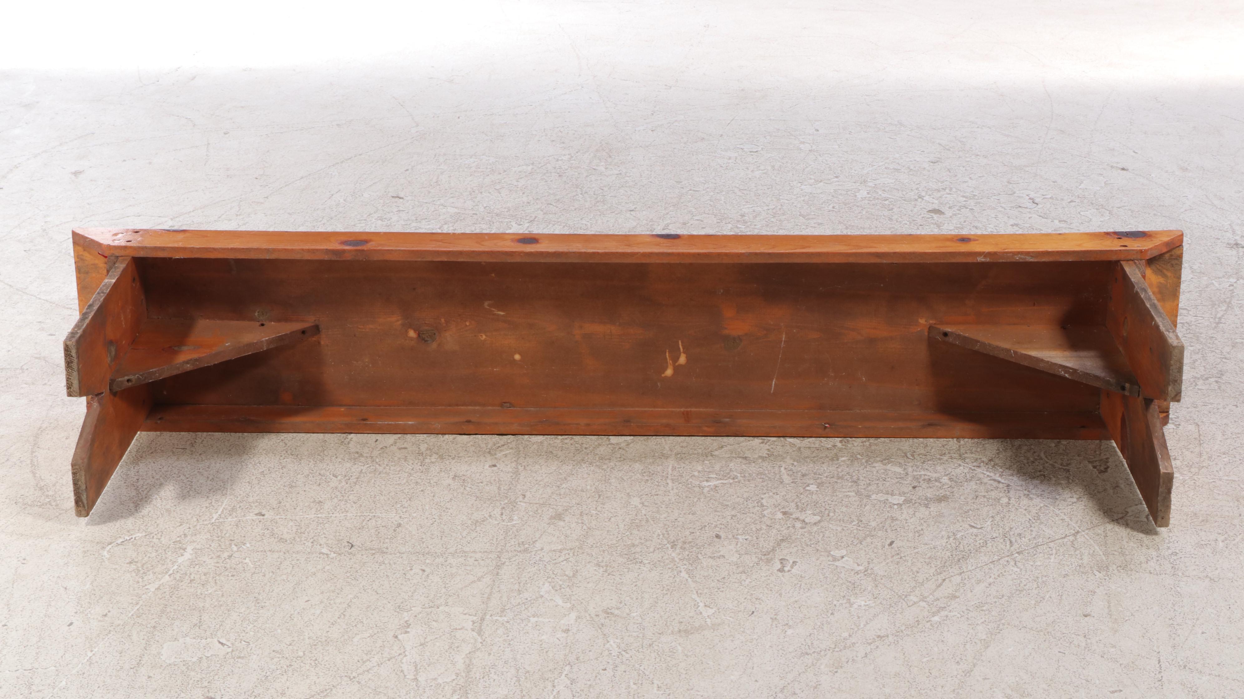 American Primitive Pine Bench, 19th / 20th Century