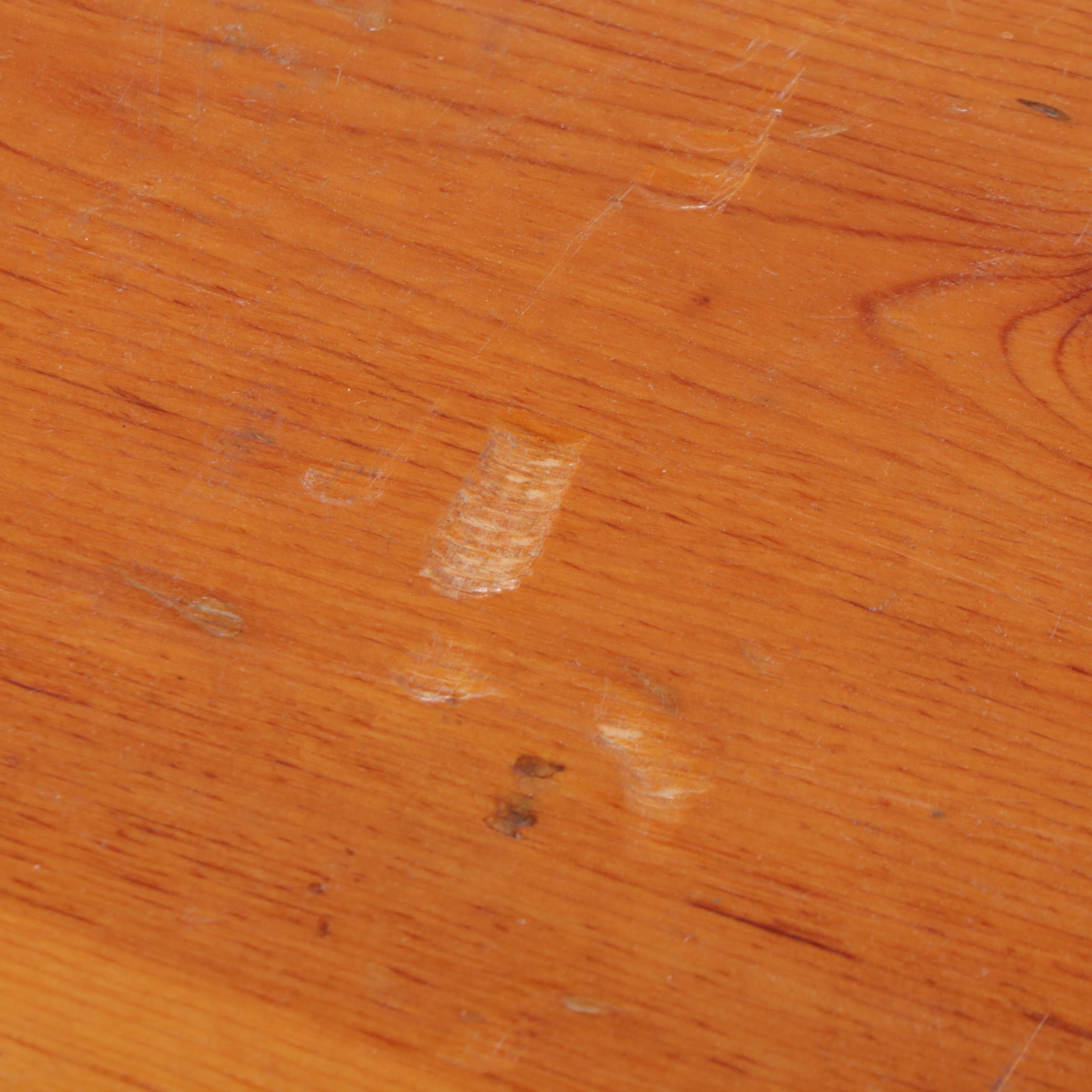 American Primitive Pine Bench, 19th / 20th Century