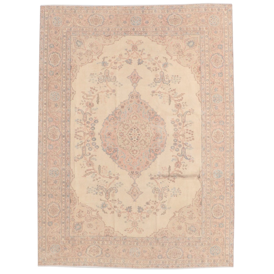 7'10 x 10'8 Hand-Knotted Persian Kerman Area Rug