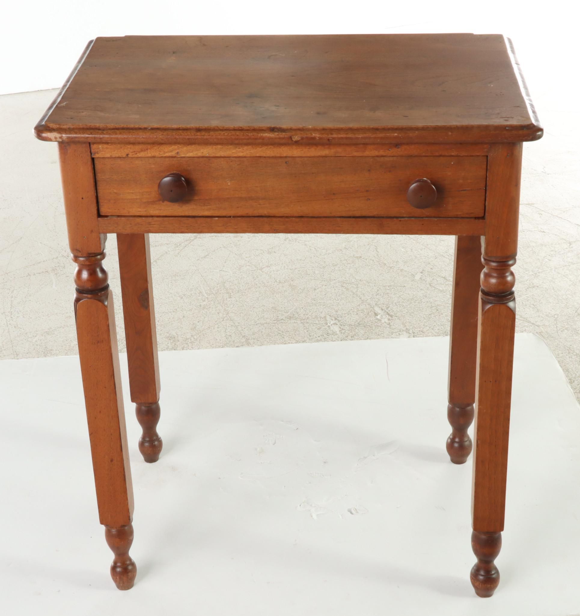 American Primitive Walnut Side Table, 19th Century