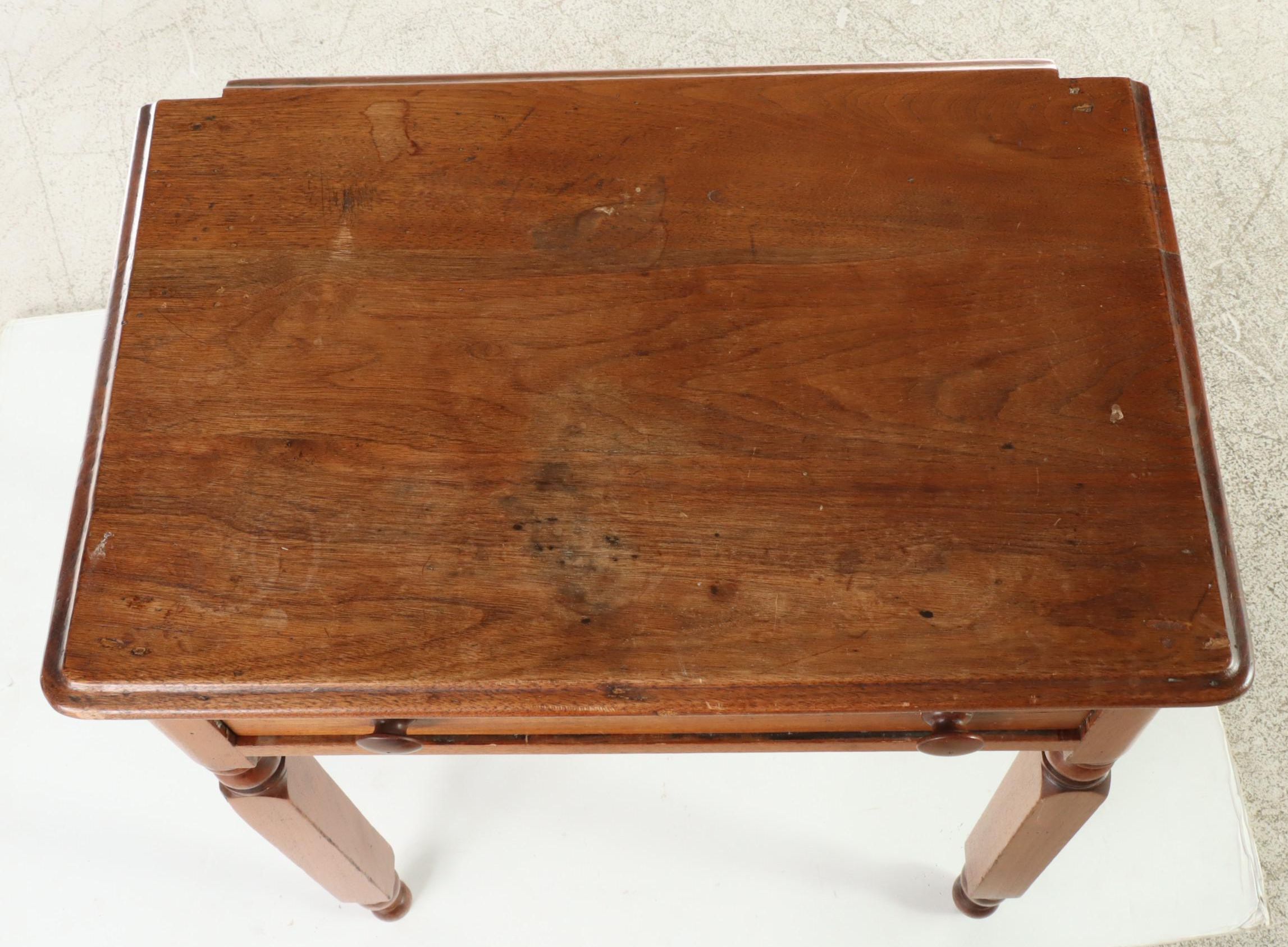American Primitive Walnut Side Table, 19th Century