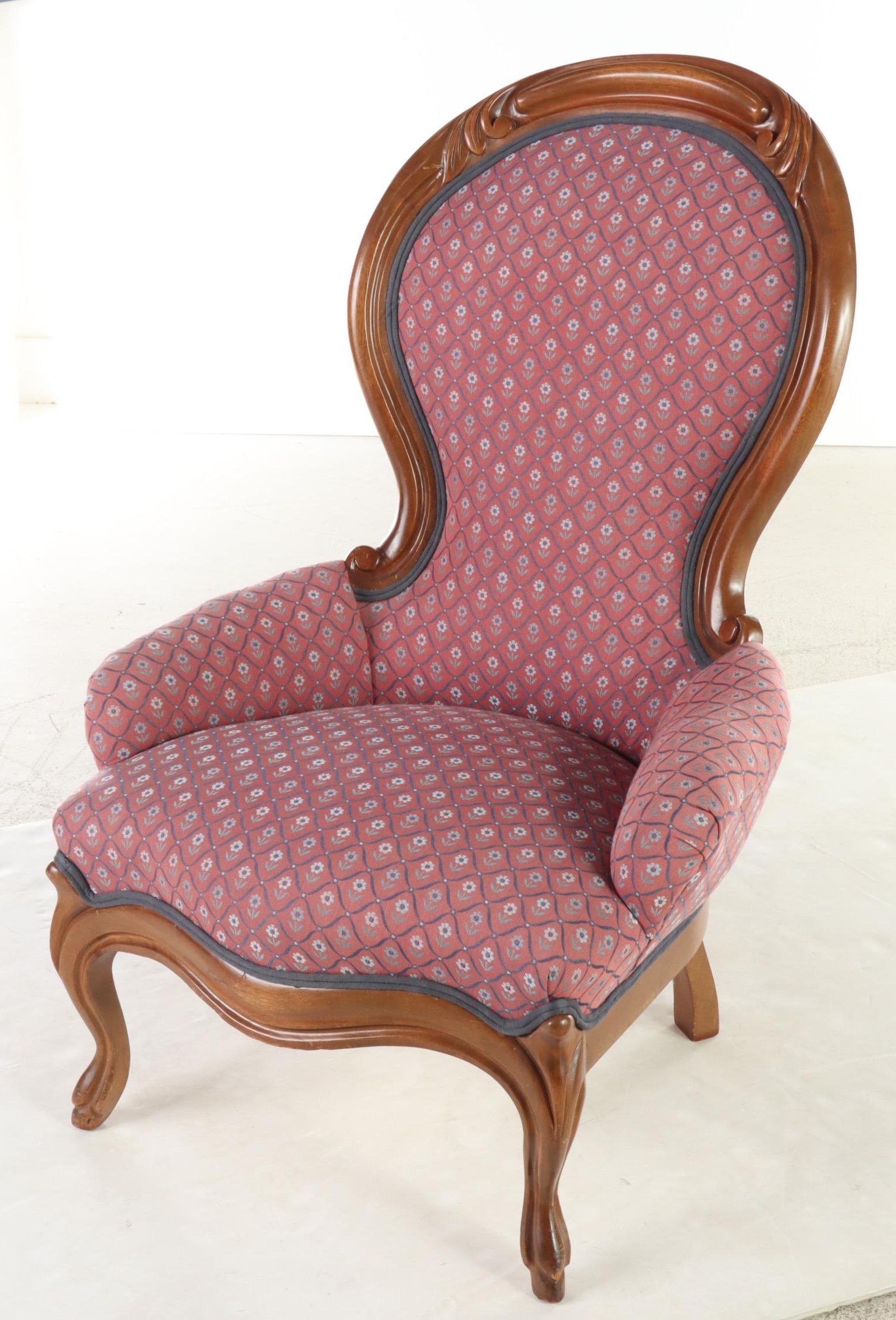 Victorian Furniture Corp. Rococo Revival Style Mahogany Armchair, 20th Century