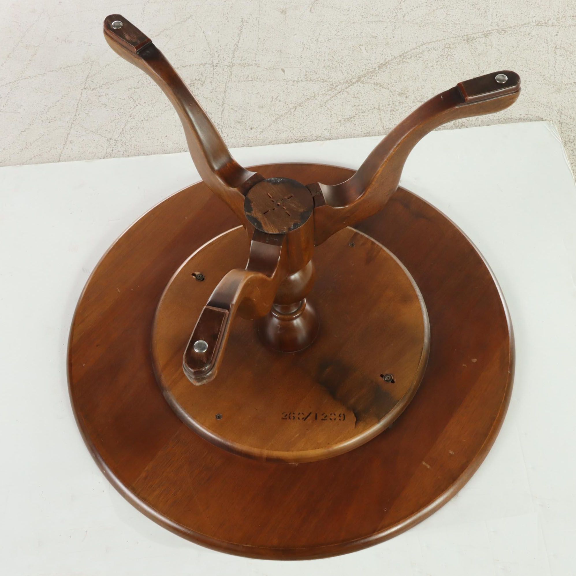 Queen Anne Style Mahogany Coffee Table, Mid to Late 20th Century