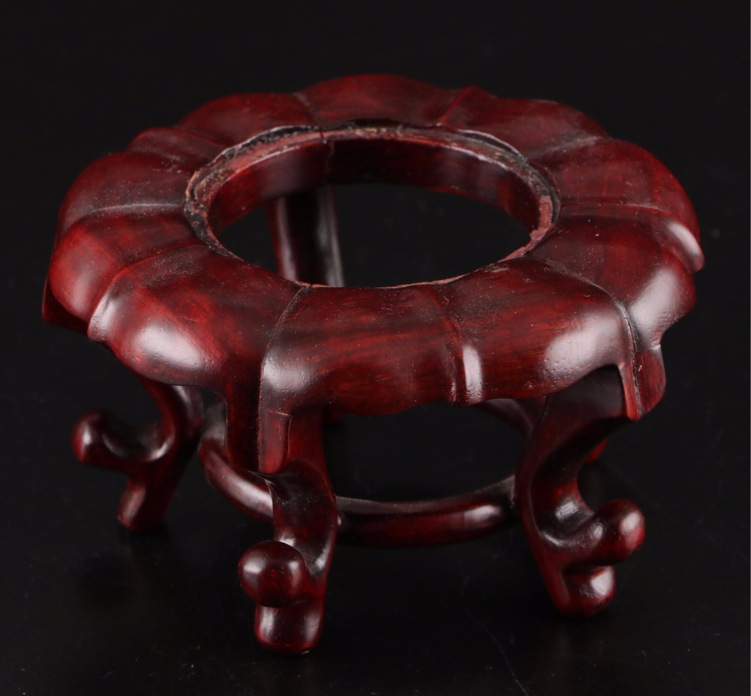 Japanese Hand-Painted Porcelain Onion Bulb Shaped Vase with Wood Stand