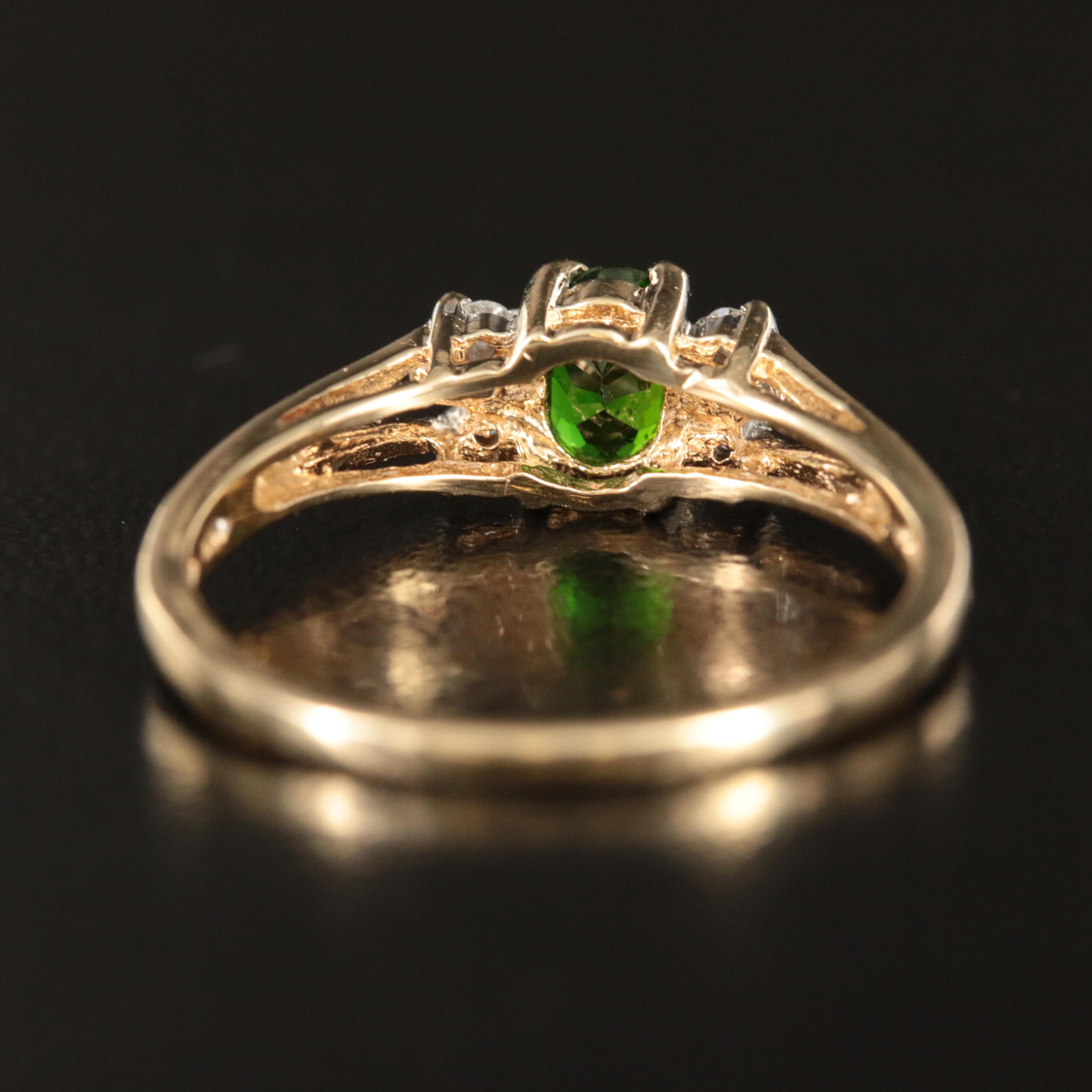 10K Diopside and Diamond Ring