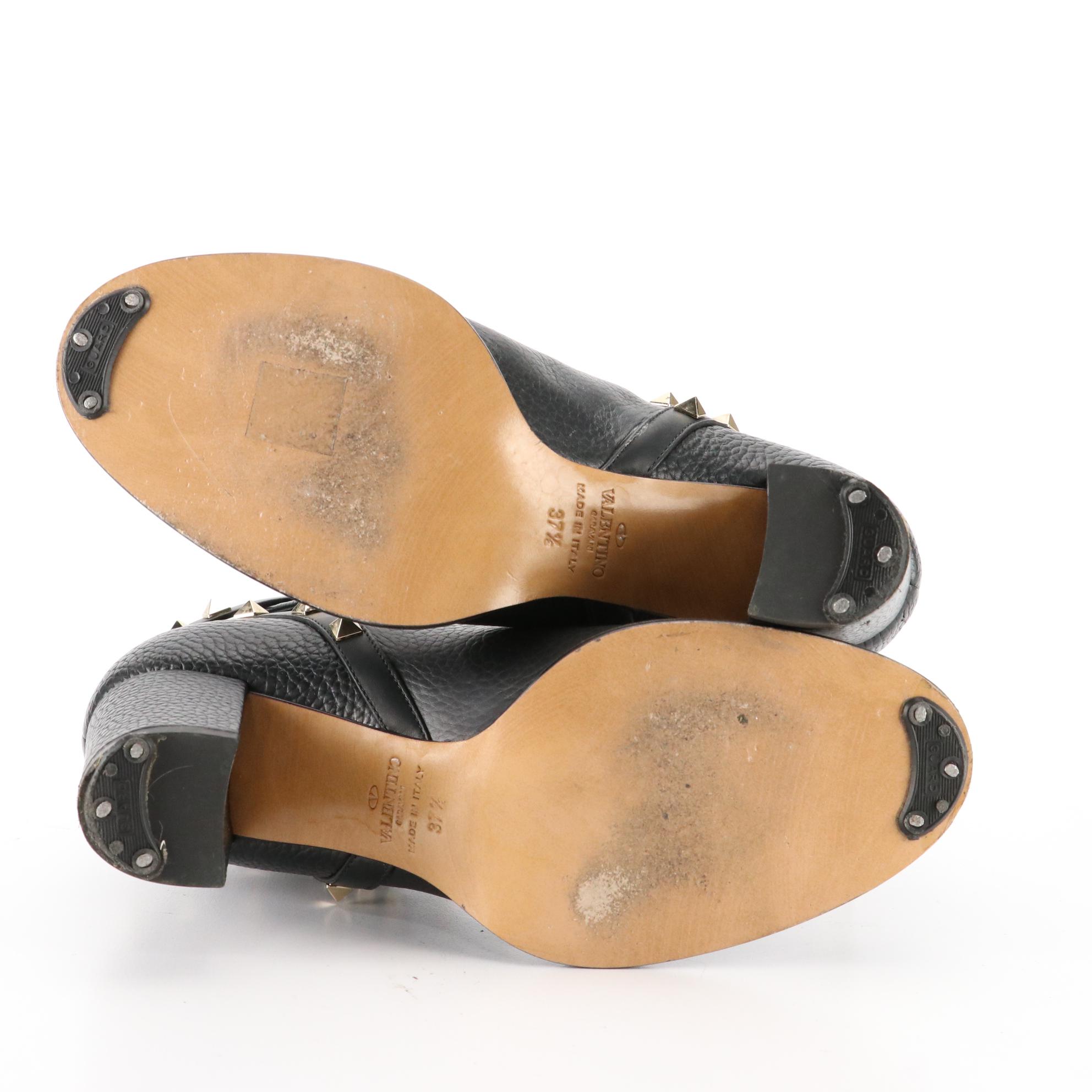 Valentino Rockstud Ankle Boots in Black Grained Leather with Block Heel