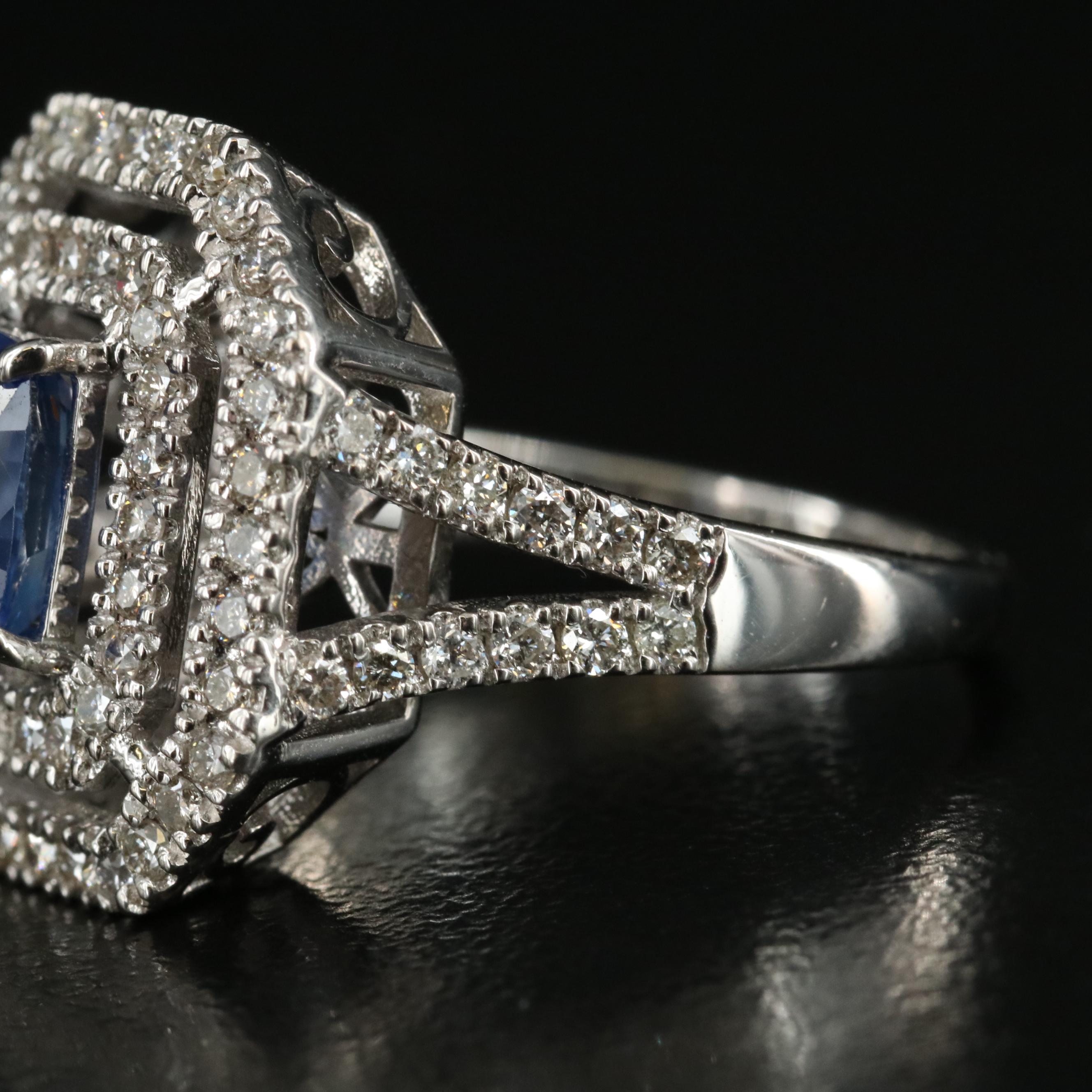 18K 1.06 CT Ceylon Sapphire and Diamond Ring with GIA Report