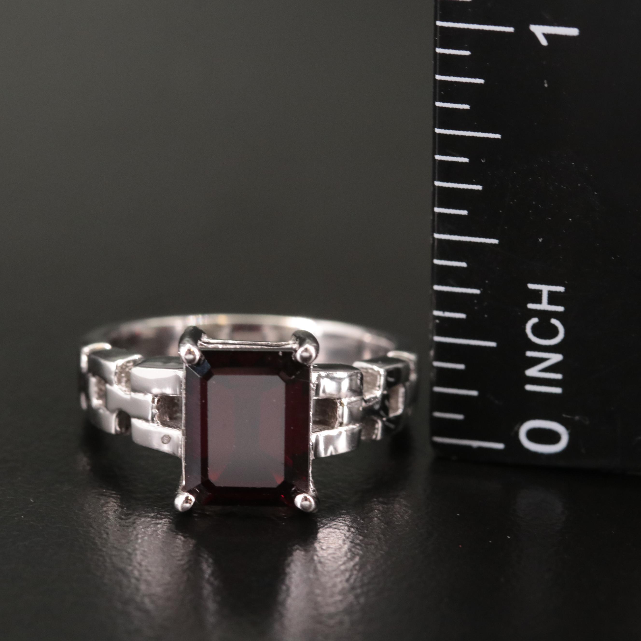 Sterling Garnet Chain Link Ring
