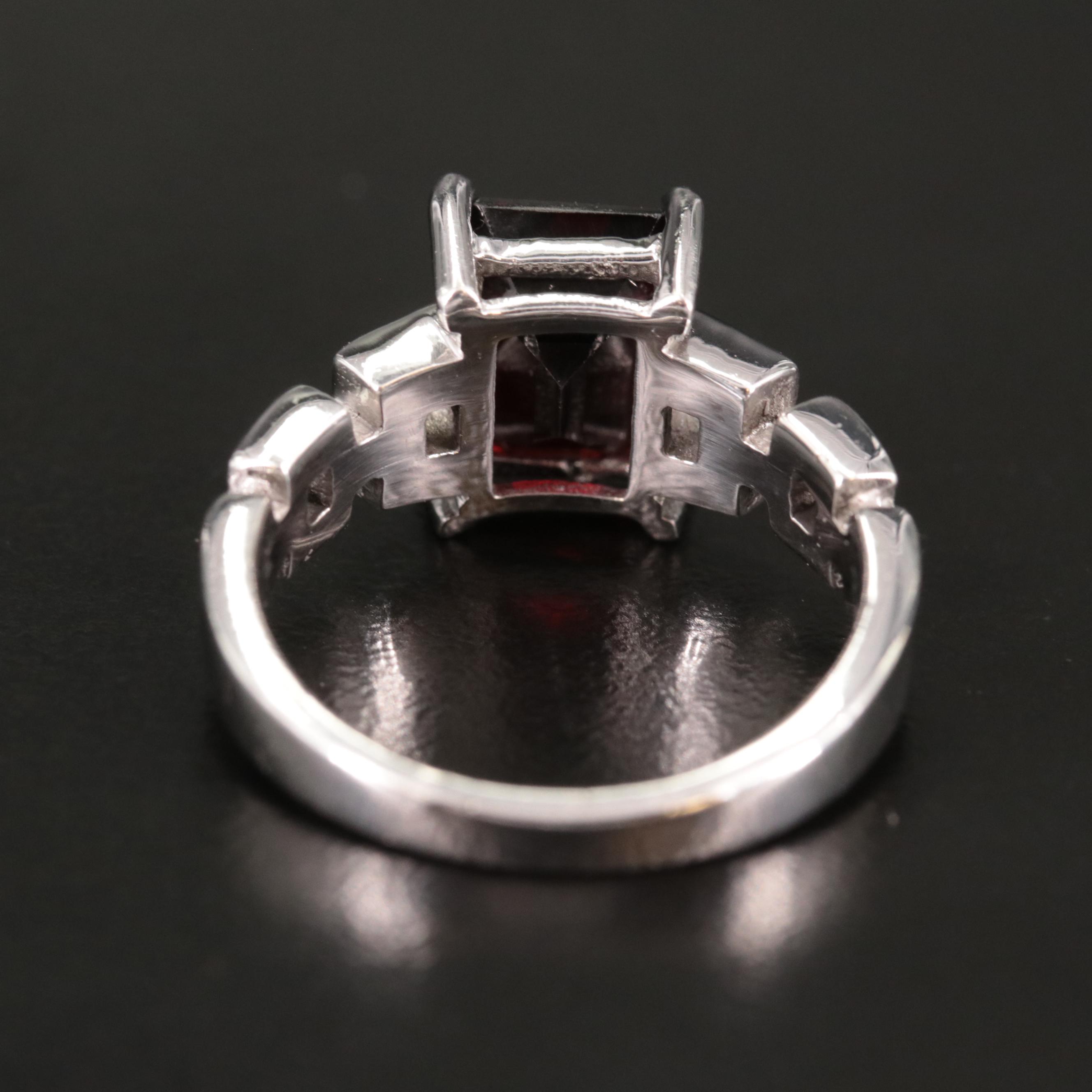 Sterling Garnet Chain Link Ring