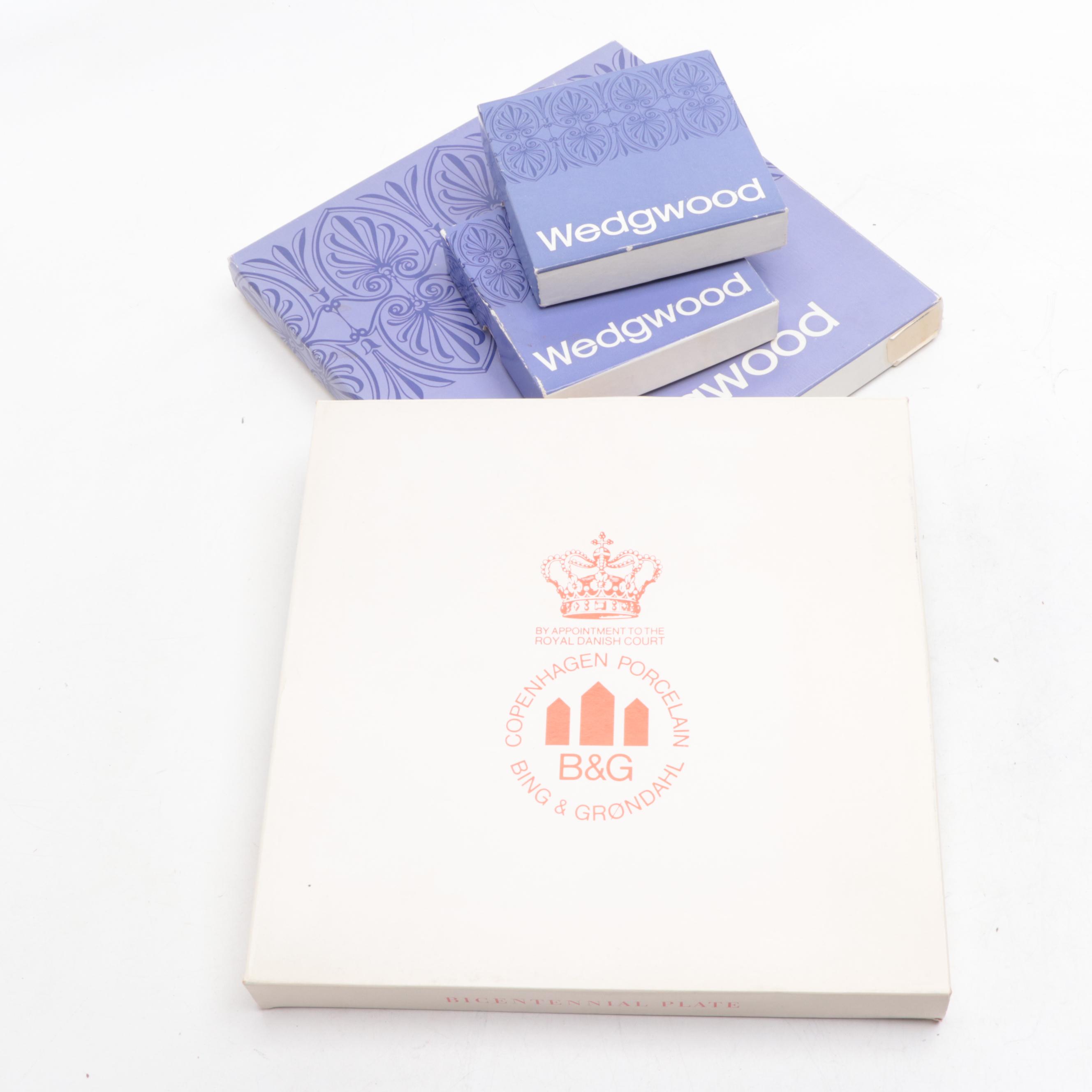 Wedgwood Jasperware Windsor Castle 1969 Christmas and Other Plates